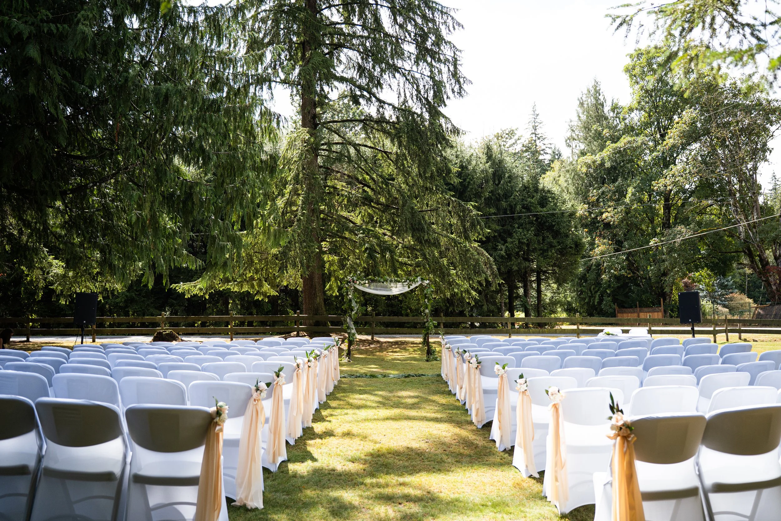 2026-08-29-CamAndFionaWedding-018.jpg