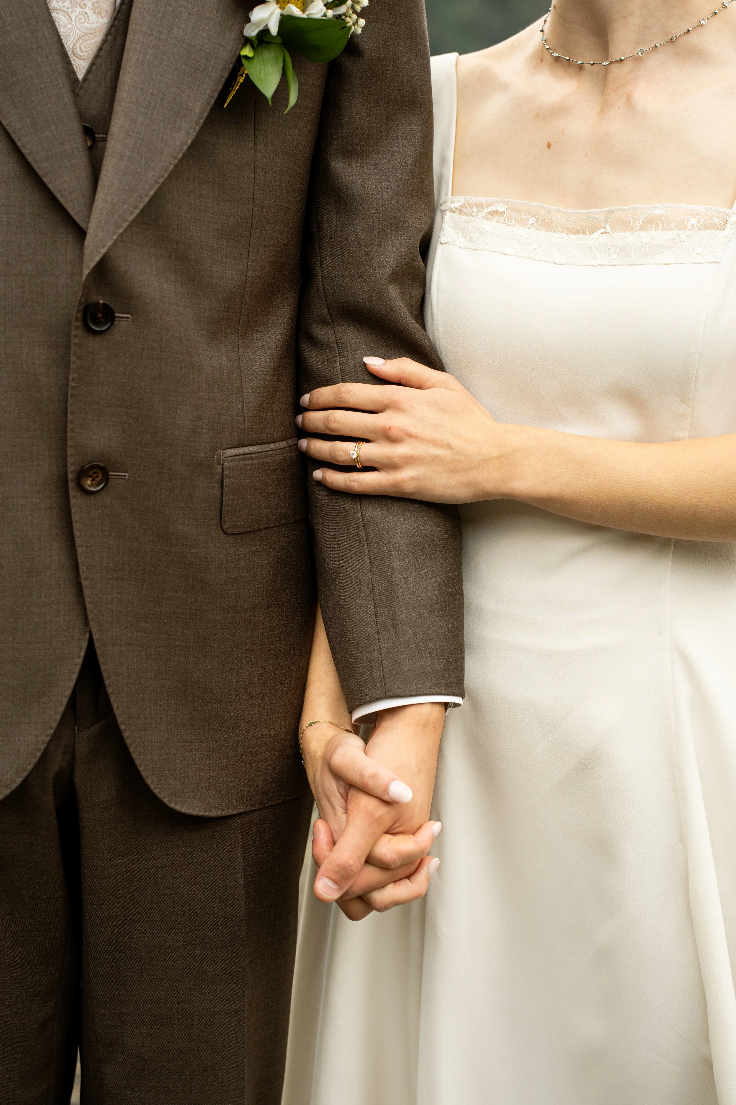2026-08-29-CamAndFionaWedding-325.jpg