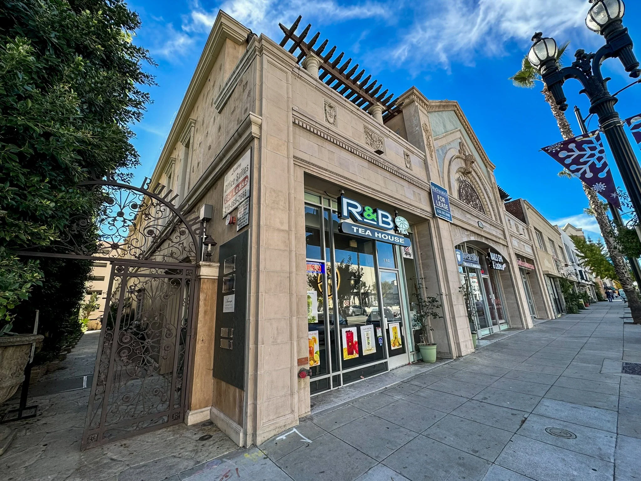 766 E Colorado Blvd, Pasadena, CA 91101