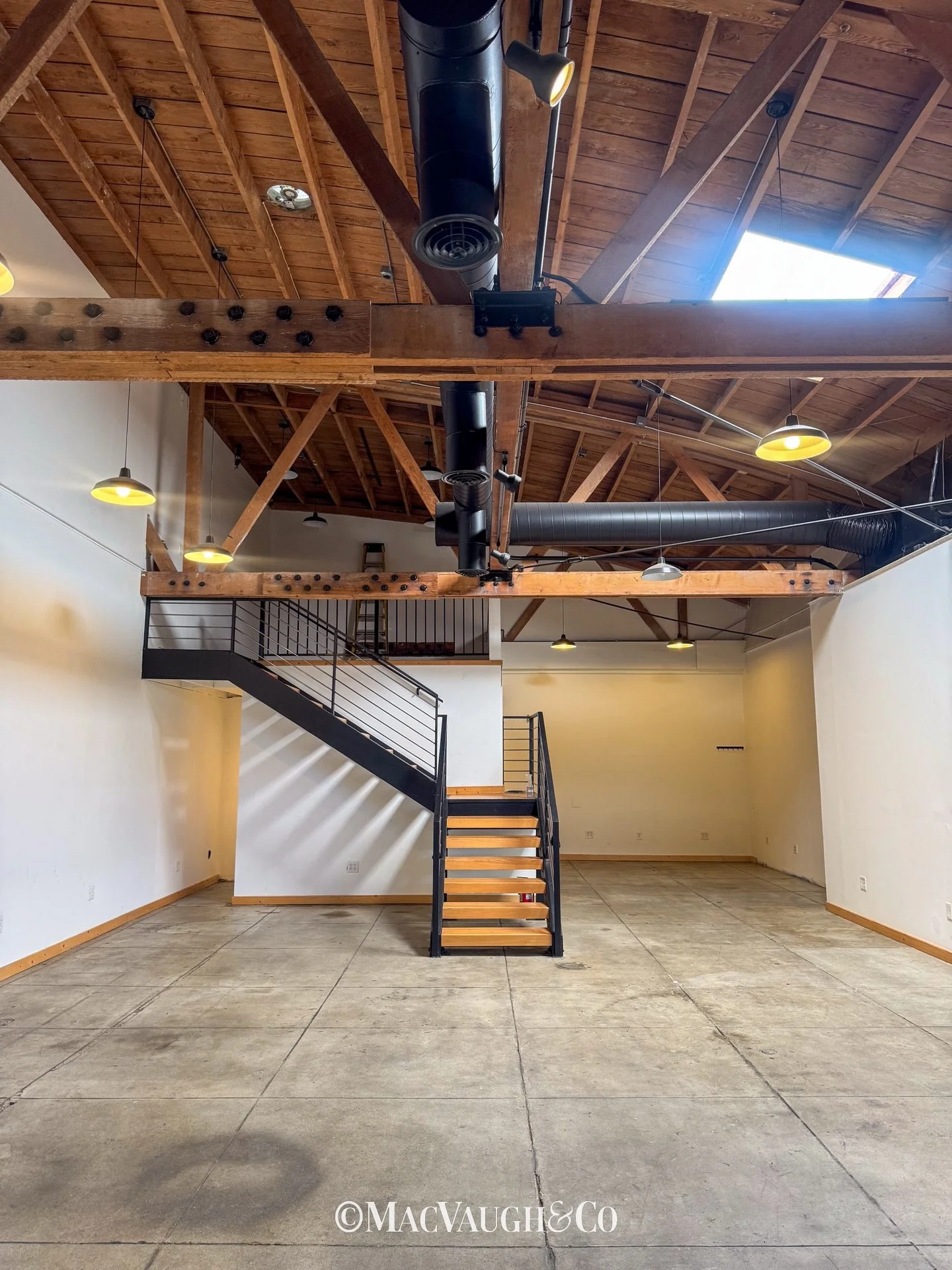55 Waverly Dr, Suite 102 | 1,620 SQFT 

Rare loft-style office space in the heart of Pasadena

Dramatic open volume with exposed wood trusses, skylight, and polished concrete floors. Features include a mezzanine level and flexible open layout ideal f