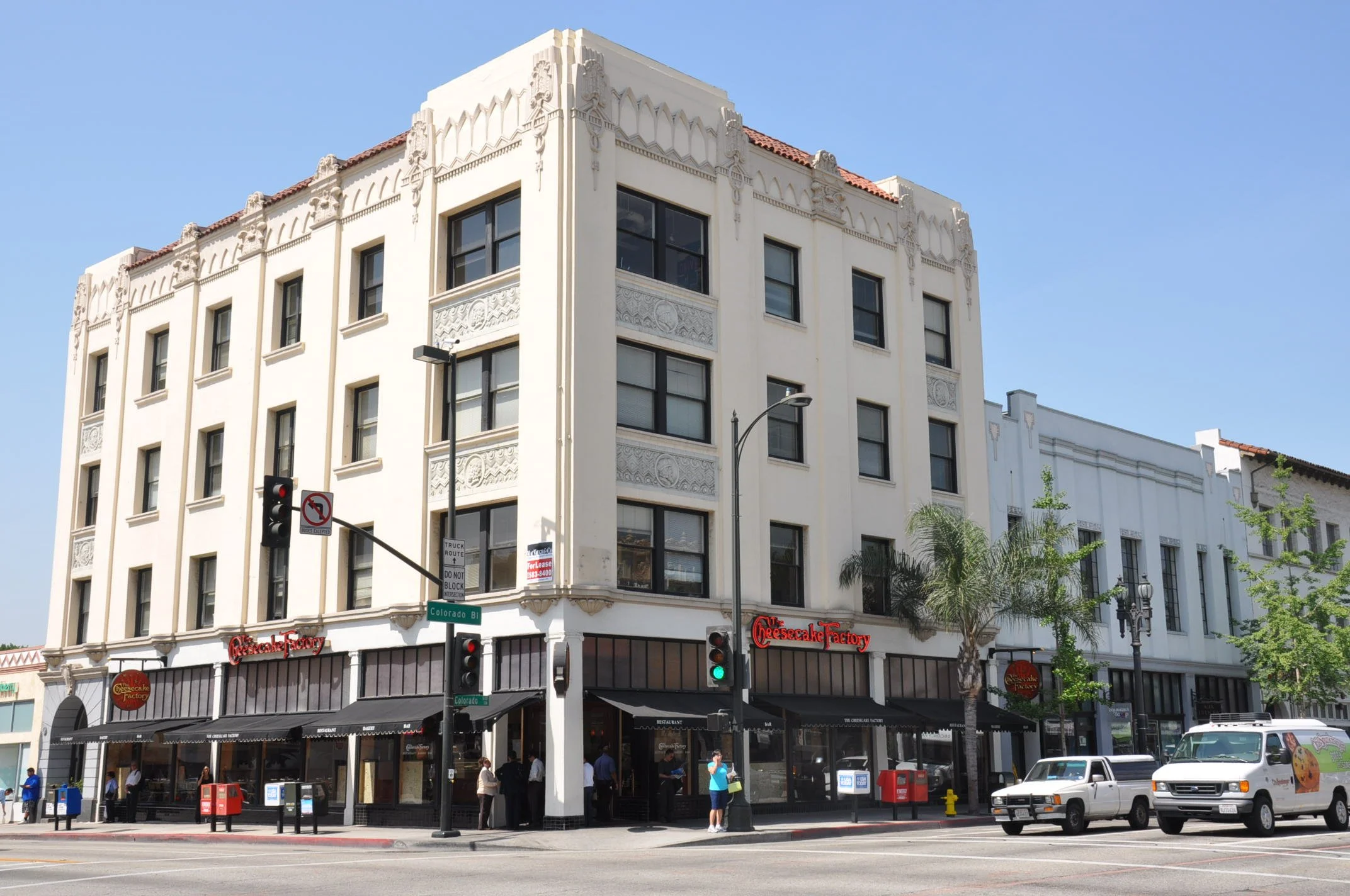 1 S Fair Oaks Ave, Pasadena 91105 <p>Office for Lease</p>