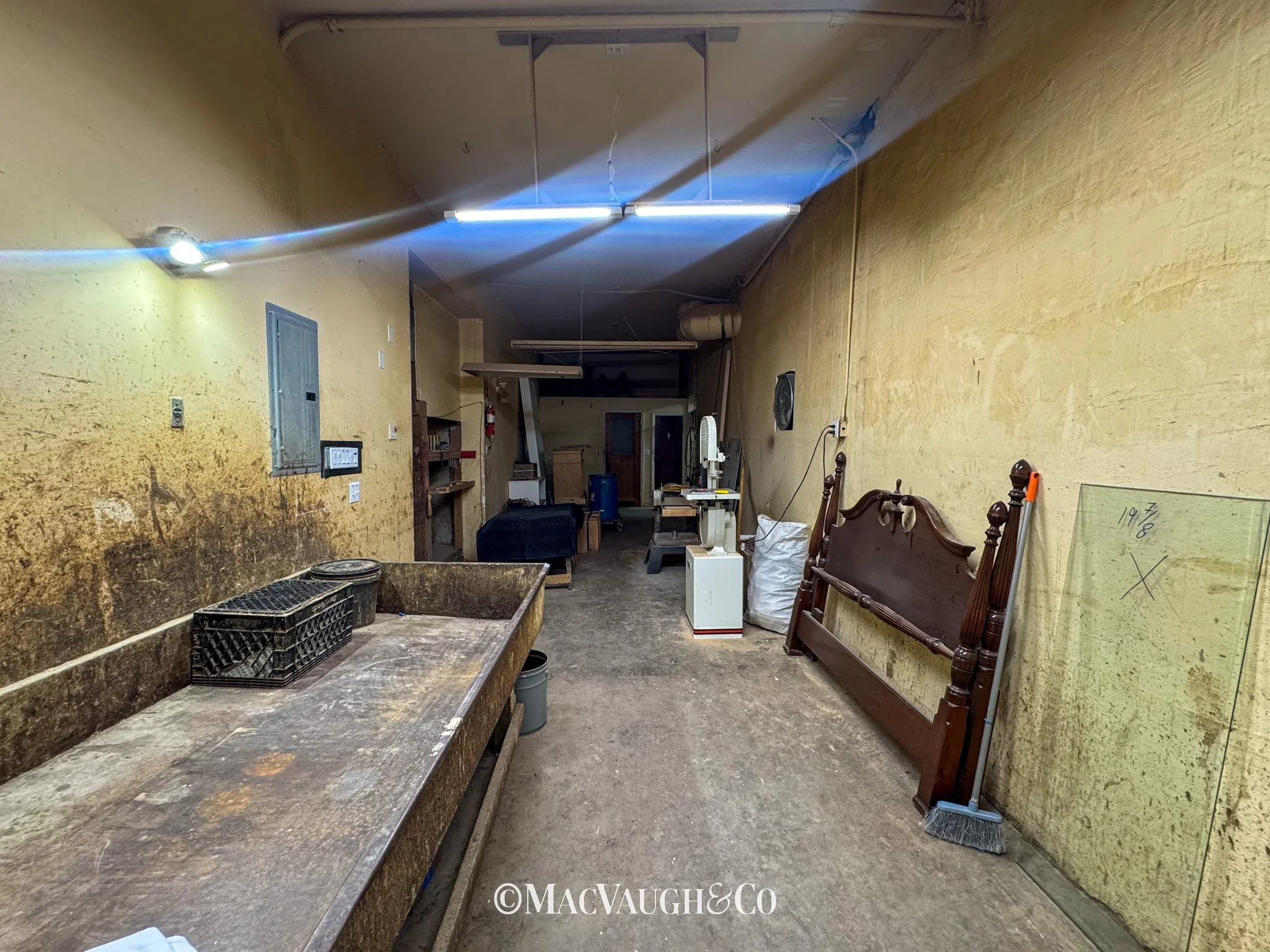 1521 Washington WM-07.jpg