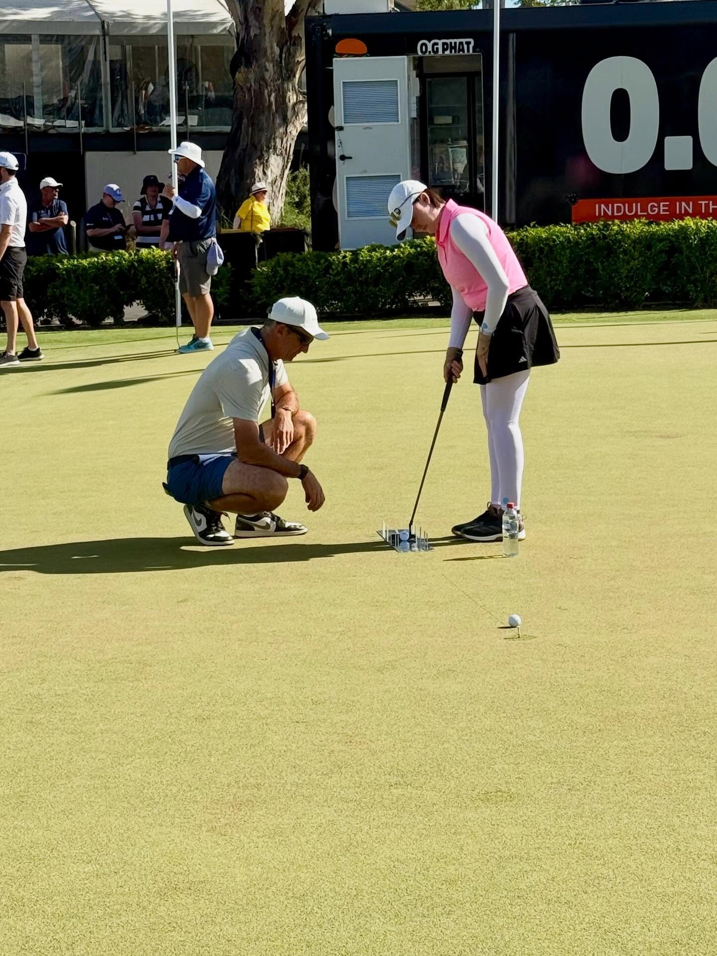 A great week on the bag with @karisdavidson_ at the Women&rsquo;s @ausopengolf. Finishing T4 with a -4 on Saturday and -2 on Sunday. 

Congratulations to @hannahgreengolf taking out the win 🏆