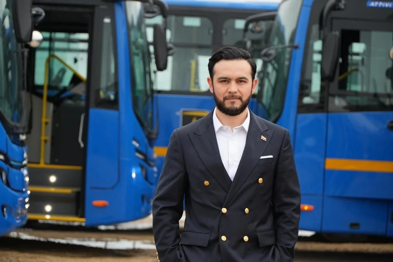 Bogotá entra en el top mundial de movilidad sostenible con 101 nuevos buses eléctricos del SITP