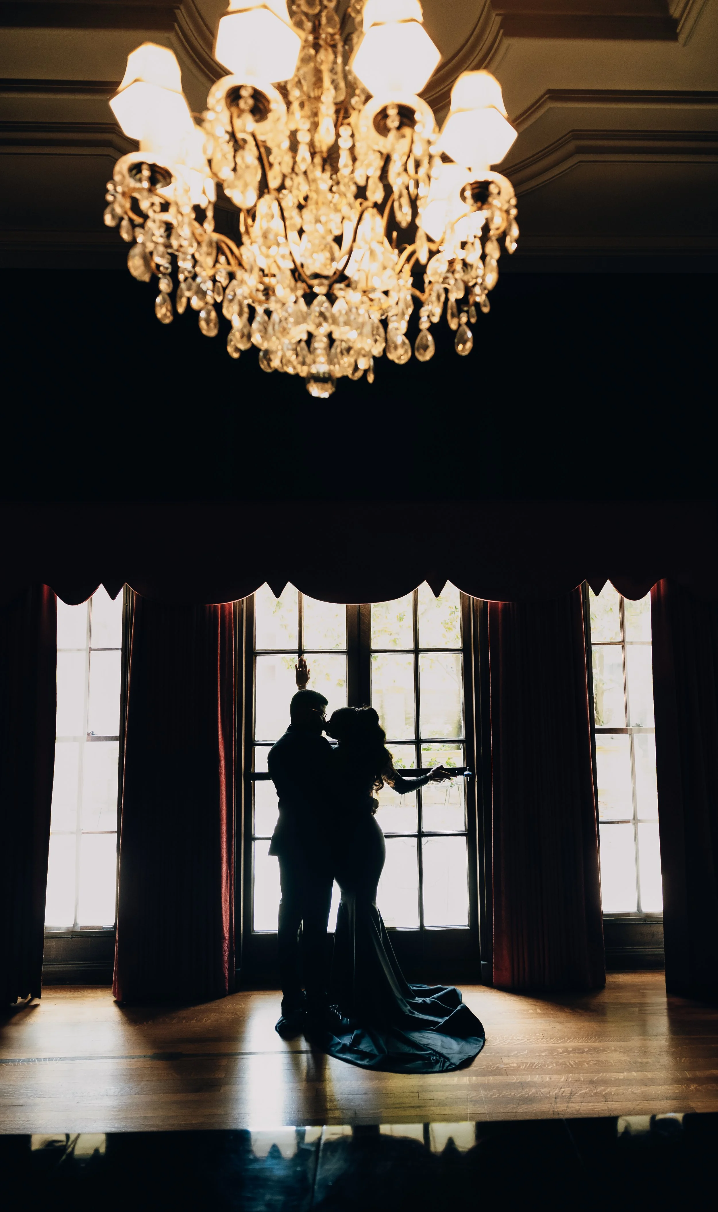 Editorial-style wedding photography of bride and groom in Washington DC at Larz Anderson House 