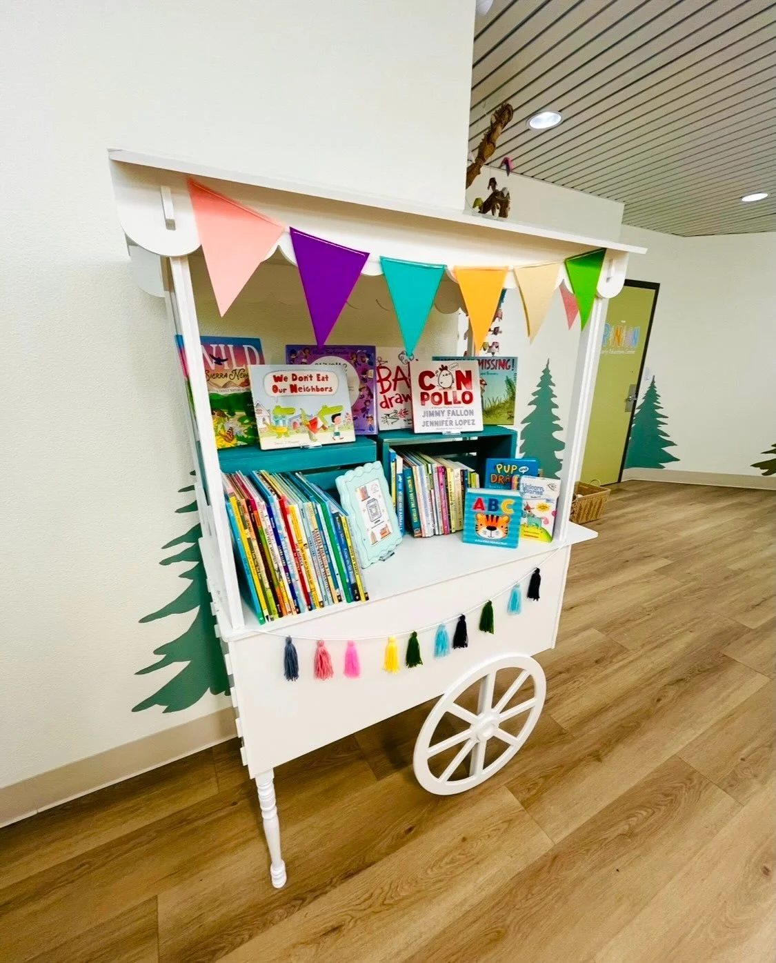 We&rsquo;re baaaack! So grateful for the cutest little preschool in Reno for hosting the Book Cart for NV Reading Week (which starts on Monday!) 🎉📚💖 THANK YOU @pinion_early_education_reno for having us back at your beautiful school! I just adore y