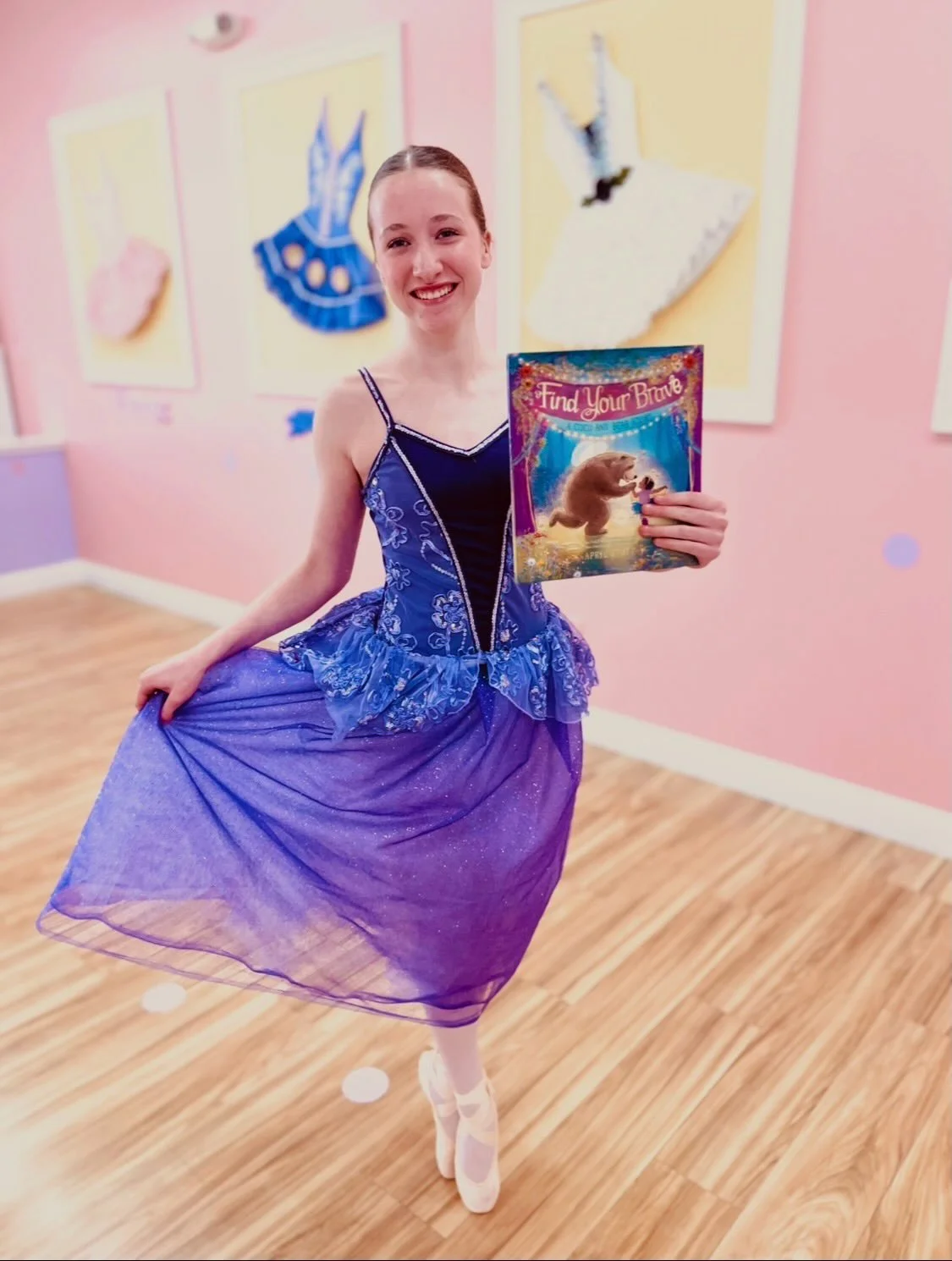 💖 From the NY Times Bestselling series, Coco &amp; Bear, the book Find Your Brave is all about just that - finding your brave!

📍Join us on MARCH 22 from 2pm-3pm at @tutuschoolreno for a special event to celebrate ballet, books, and bravery! Author