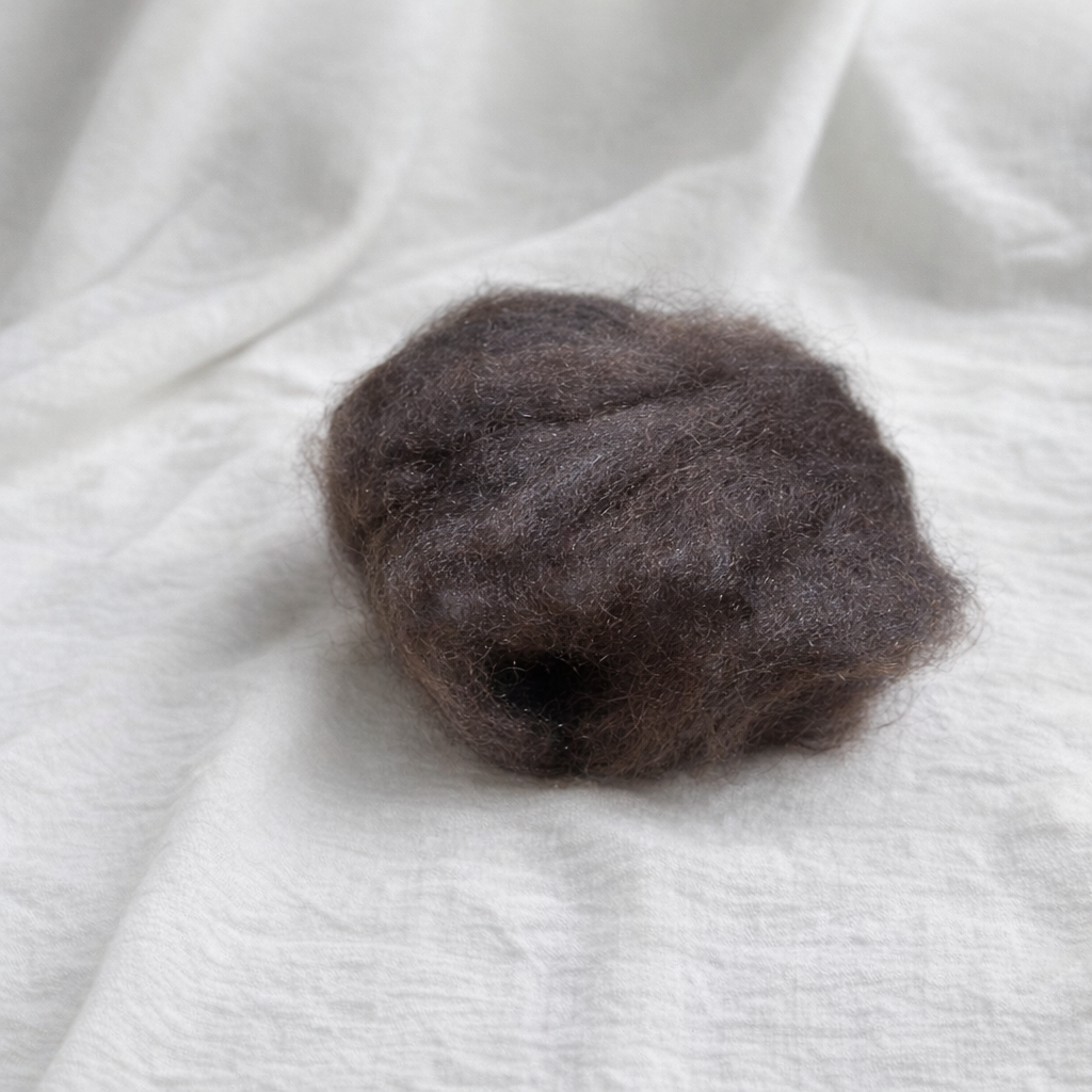Trilobal Nylon, charcoal.png