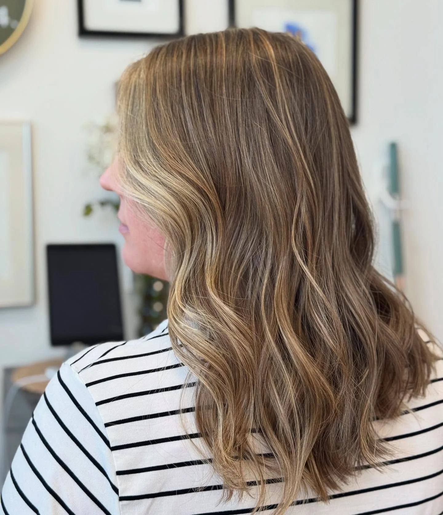 Annual Touch-Up on this beautiful low maintenance highlight! Keep swiping to see the before ❤️