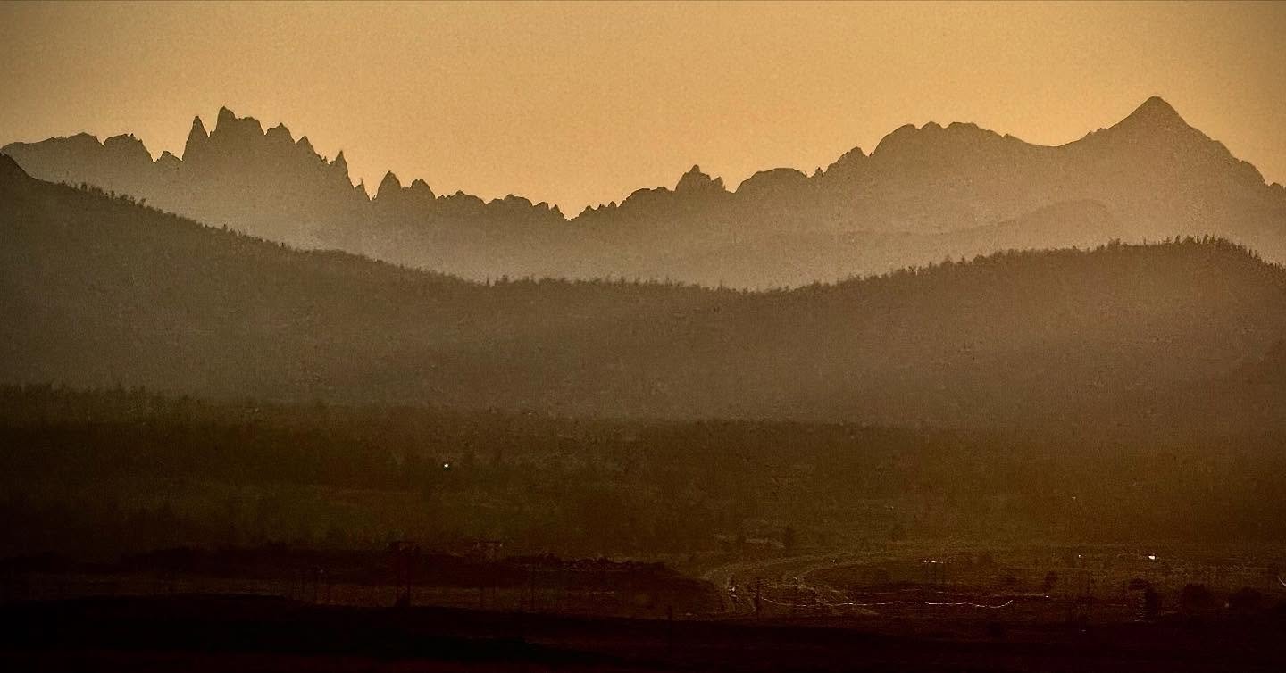 Golden hour on the Minarets