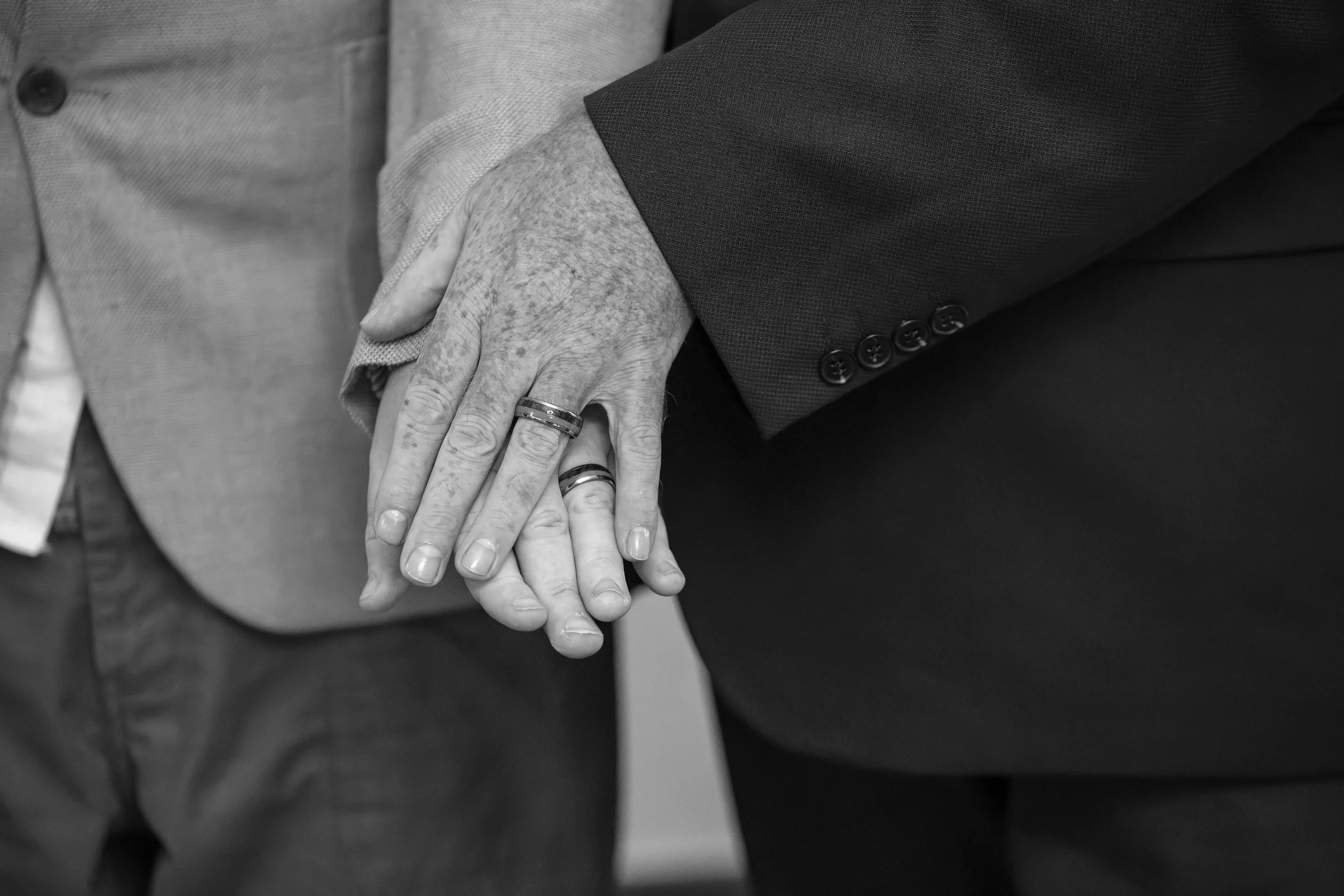 David&Andrew_A23I1279_E_BW.jpg