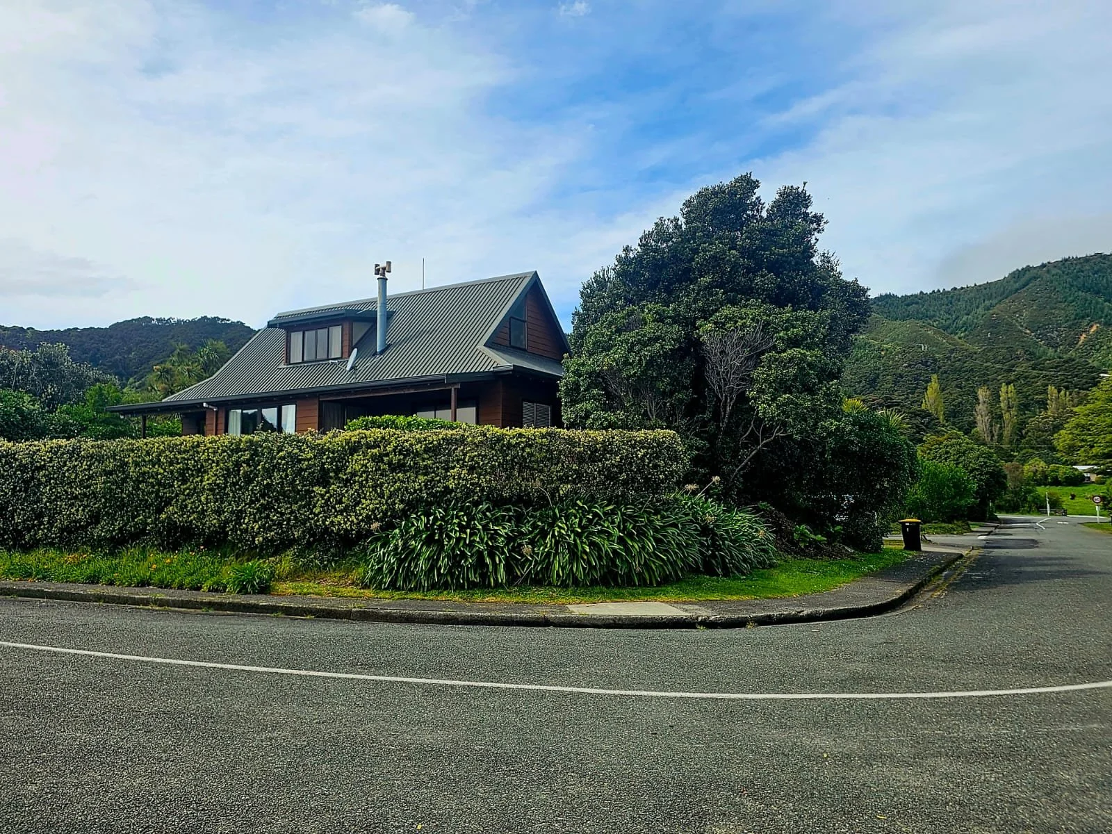 WhatsApp Image 2025-10-14 at 17.16.40_40ae59c9.jpg