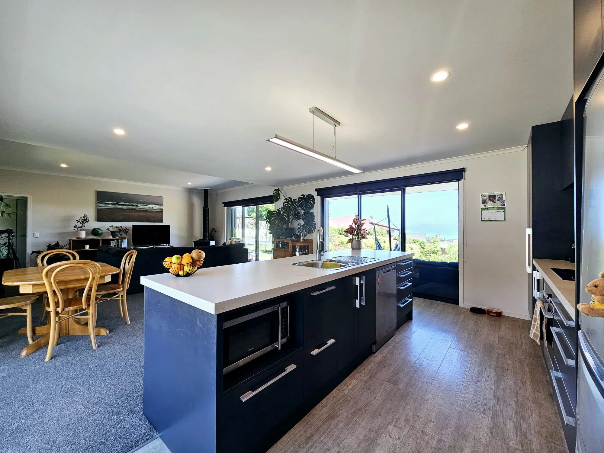 WhatsApp Image 2025-10-26 at 17.03.13_88b93633.jpg