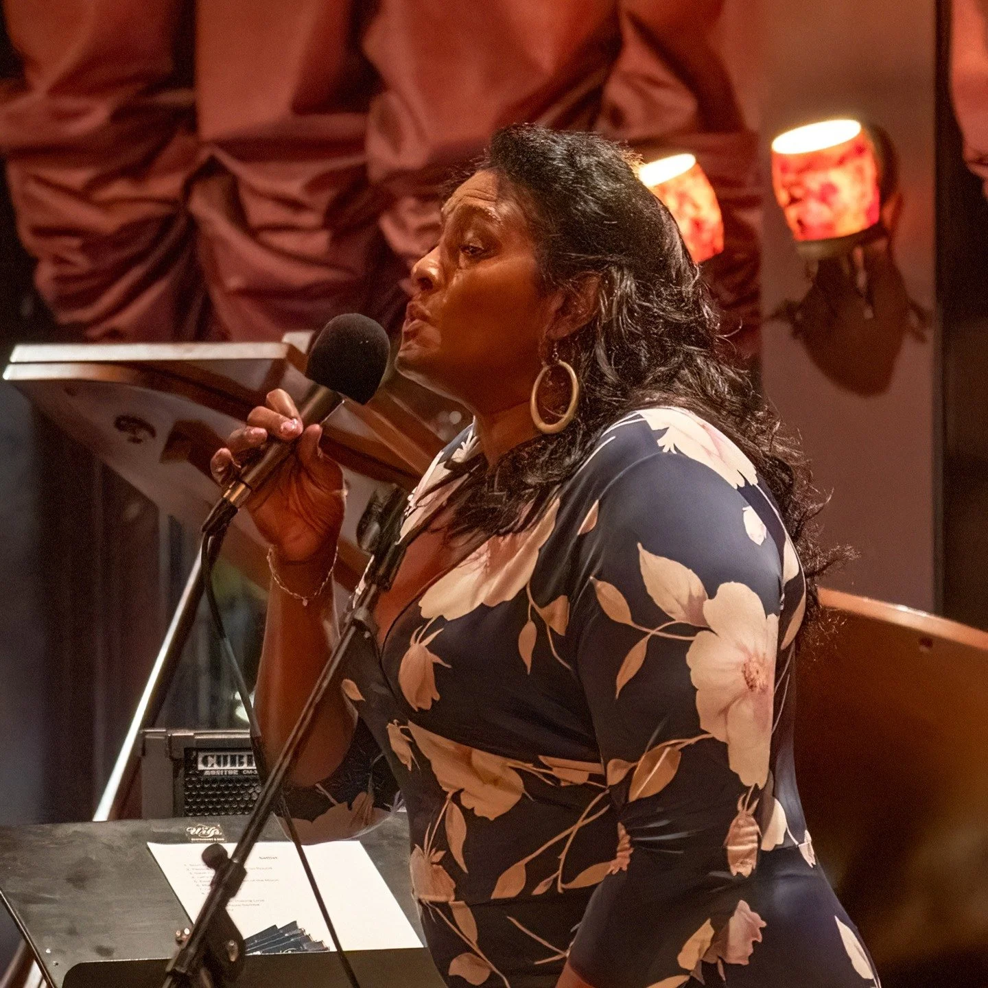 Kym Hamtom performing tonight at Wilf's. This was her farewell (for a while) to Portland set.She was backed up by the Ron Steen Trio. Kym will return. @kymhapton @wilf's