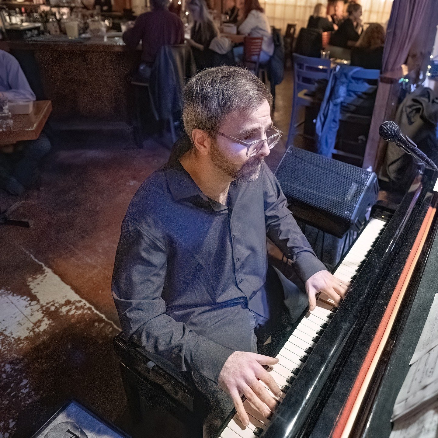 It was a Grant Richards double header today. After spending a couple of productive studio hours with him, I went to Arrivederci Wine bar tonight to see him perform. Wonderful. @grantrichardsmusic @arrivederciwine