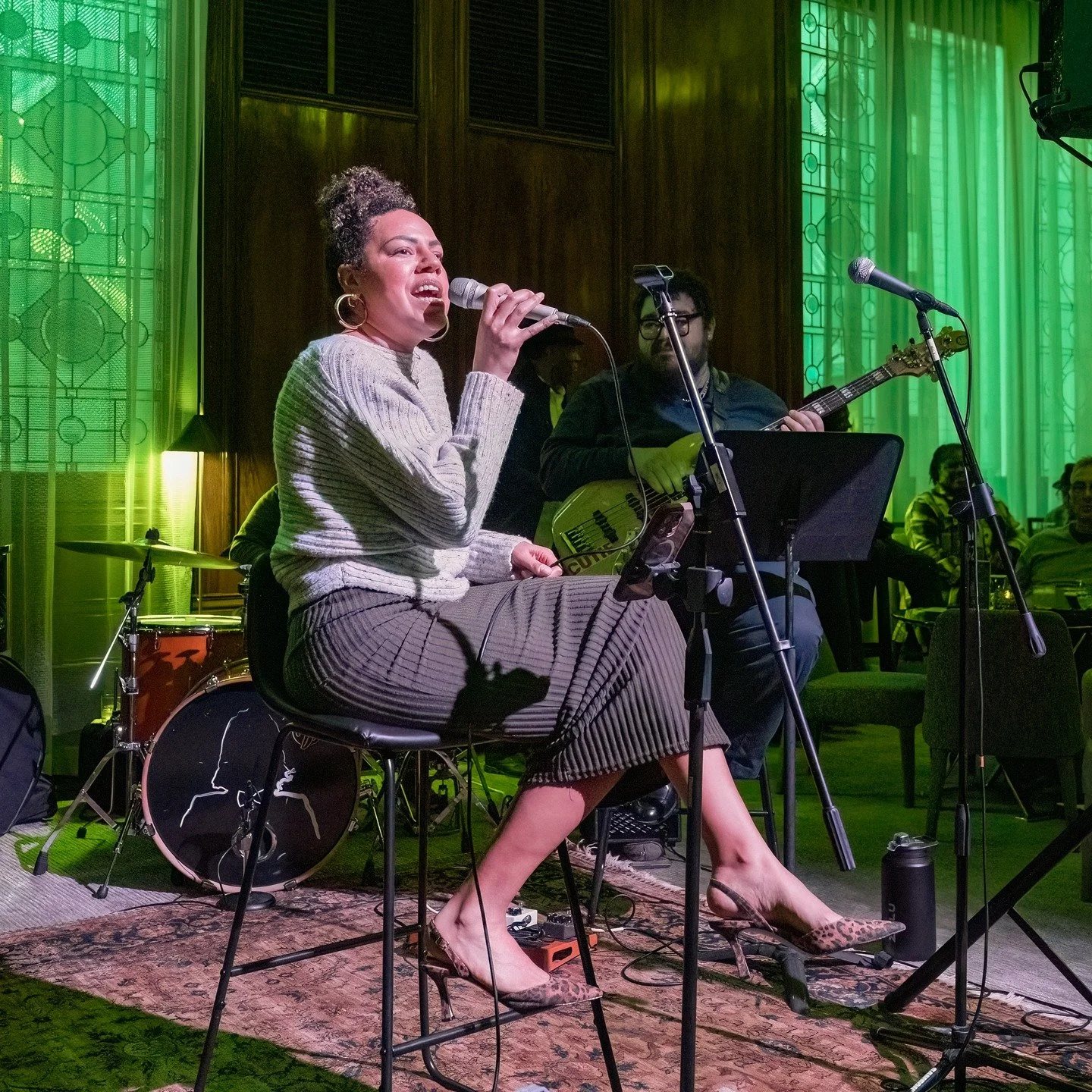 Elevate Unity presented the Nick Rolfe Trio featuring Tahirah Memory at the Benson Hotel. This is the seventh weekly show in a series presented by Elevate Unity. The Benson is a Portland classic. Its lobby was for many years the place to dress up and