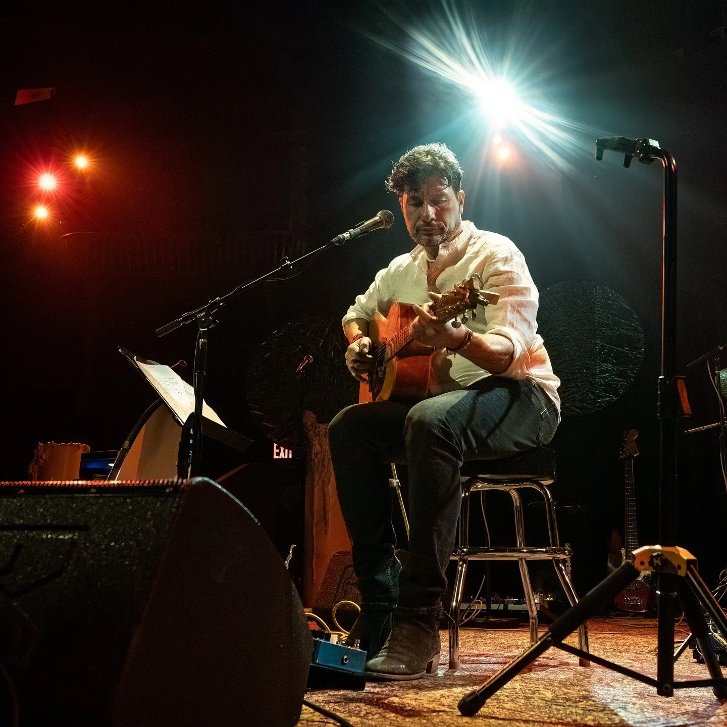 Andrea Algieri opened for Rizo last night at the Alberta Rose Theatre. Andrea usually preforms as leader of Mbrasatu but, in a rare treat, the Portland resident charming the full house. @andreaalgi @rizo.love @albertarose.theatre