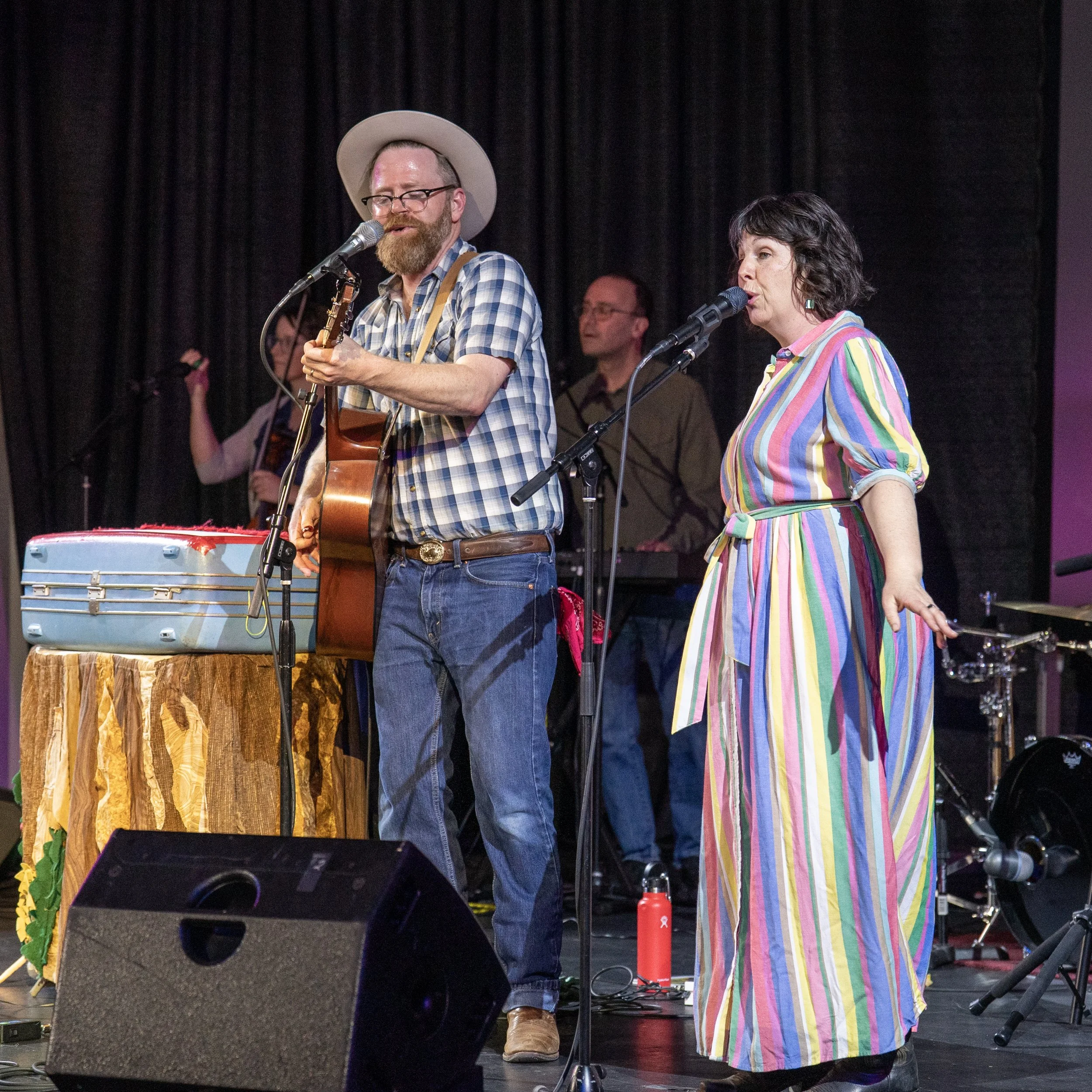Red Yarn and his band performing before an audience of screaming and jumping fans at Alberta Abbey. Once again, Mr. Yarn proved children's music can rock. The highlight of the show came when the band introduced several original songs that will be par