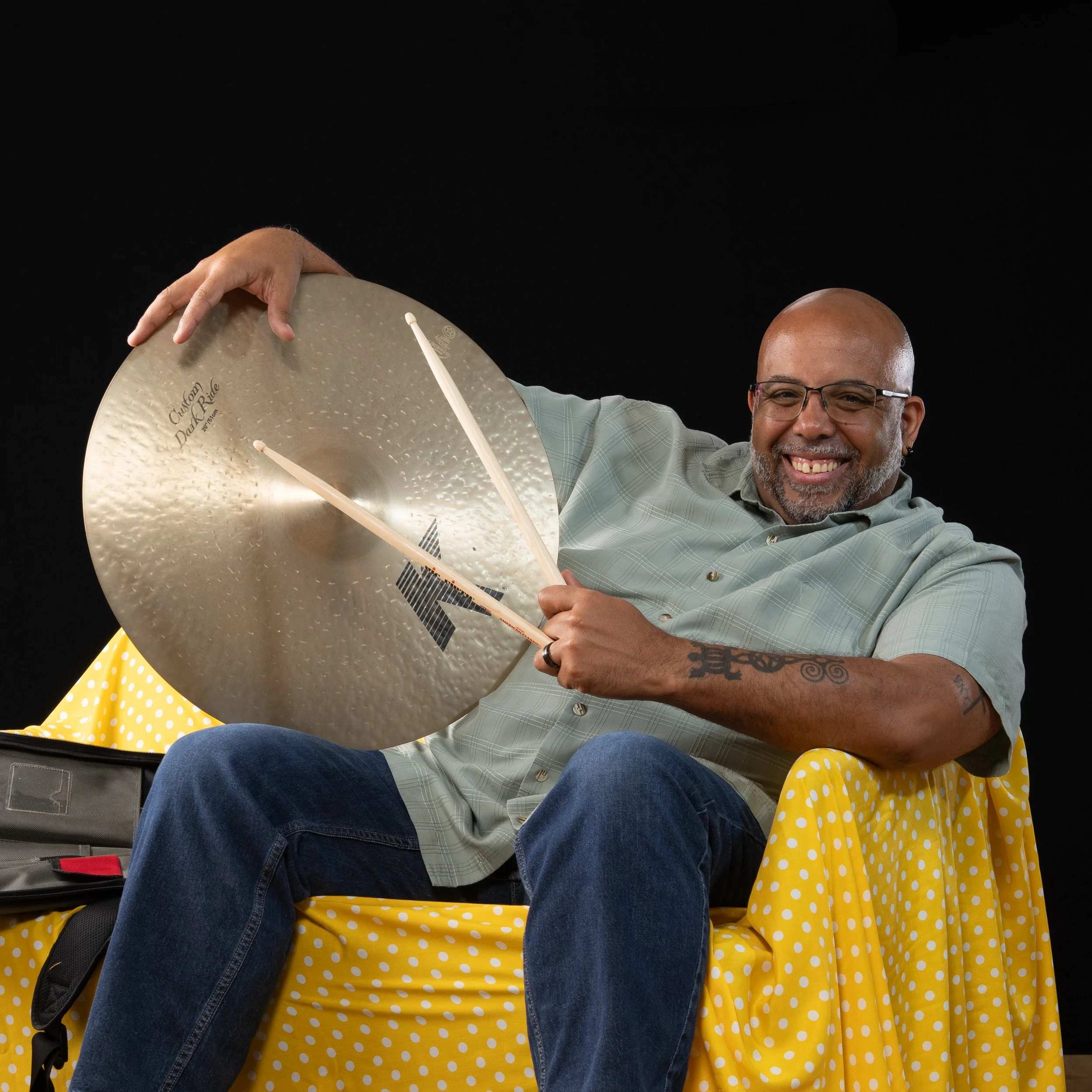 The always smiling Ron Tuttle was in the Becker Canyon Studio for a rare Sunday session. While Ron has a day job, he has a very busy gig schedule playing with some of the best in town, including holding the beat for LaRhonda Steele. After months of t