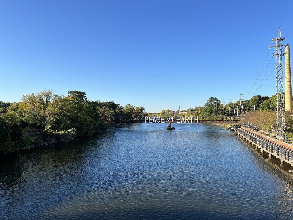 Fox_River_in_Batavia.jpg