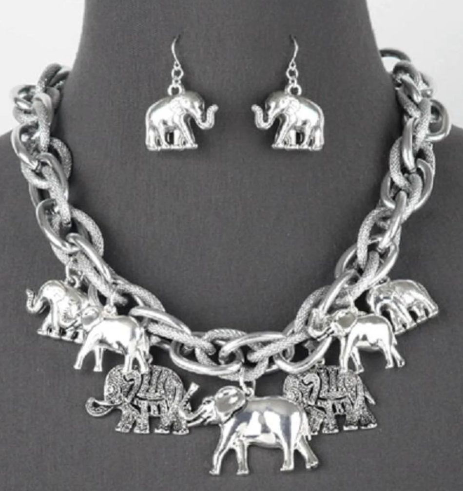 Elephant Necklace (2).png