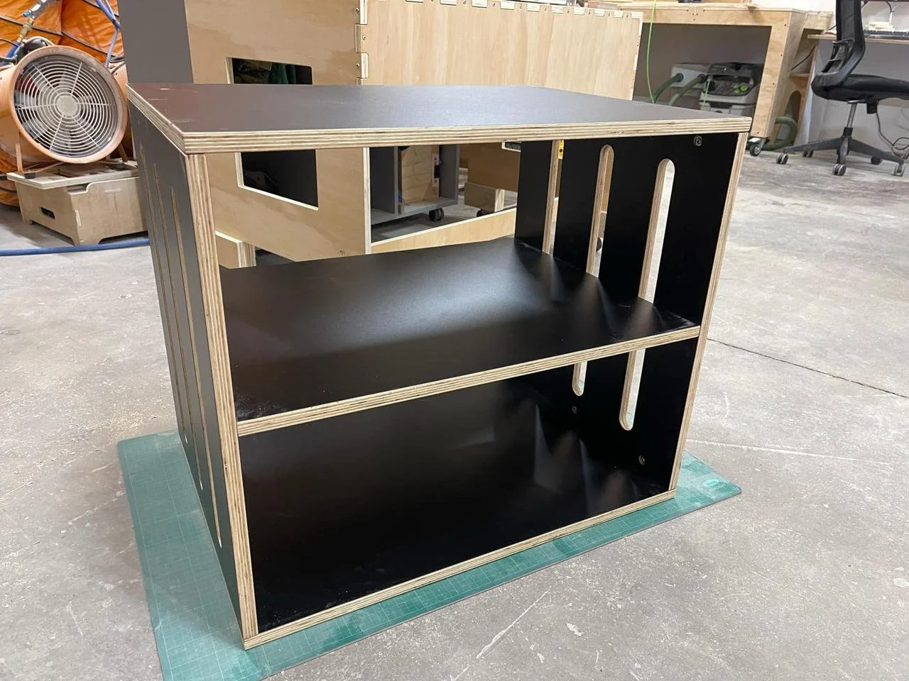 We love making a custom sized box for the perfect fit. Built to the mm, shipped flat pack. Using supalam from @plymasters_nz and easy self assembly, allen key supplied. #plywoodfurniture #customfurniture  #NZMade #design #nzfurniture