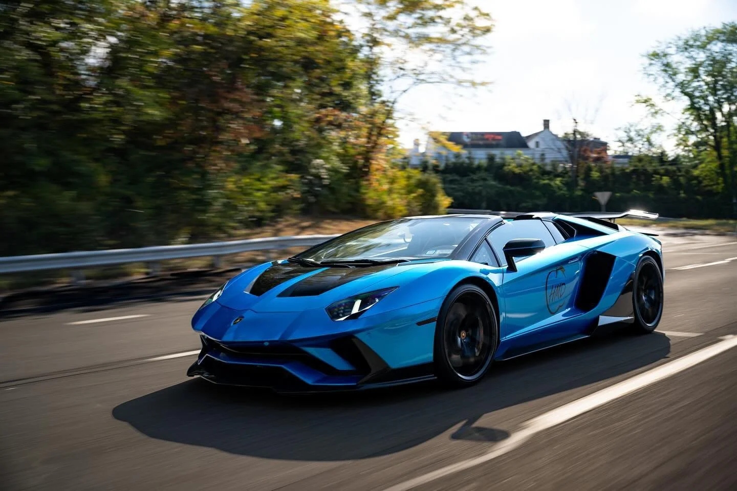 @healthymealsdirect delivery Lamborghini Aventador? 🤔
&bull;
&bull;
&bull;
&bull;
#nikon #nikonphotography #nikonusa #nikonz8 #z8 #lamborghini #lamborghiniaventador #roadster #supercar #v12 #roller #driving #racecar #newyork #automotive #automotivep