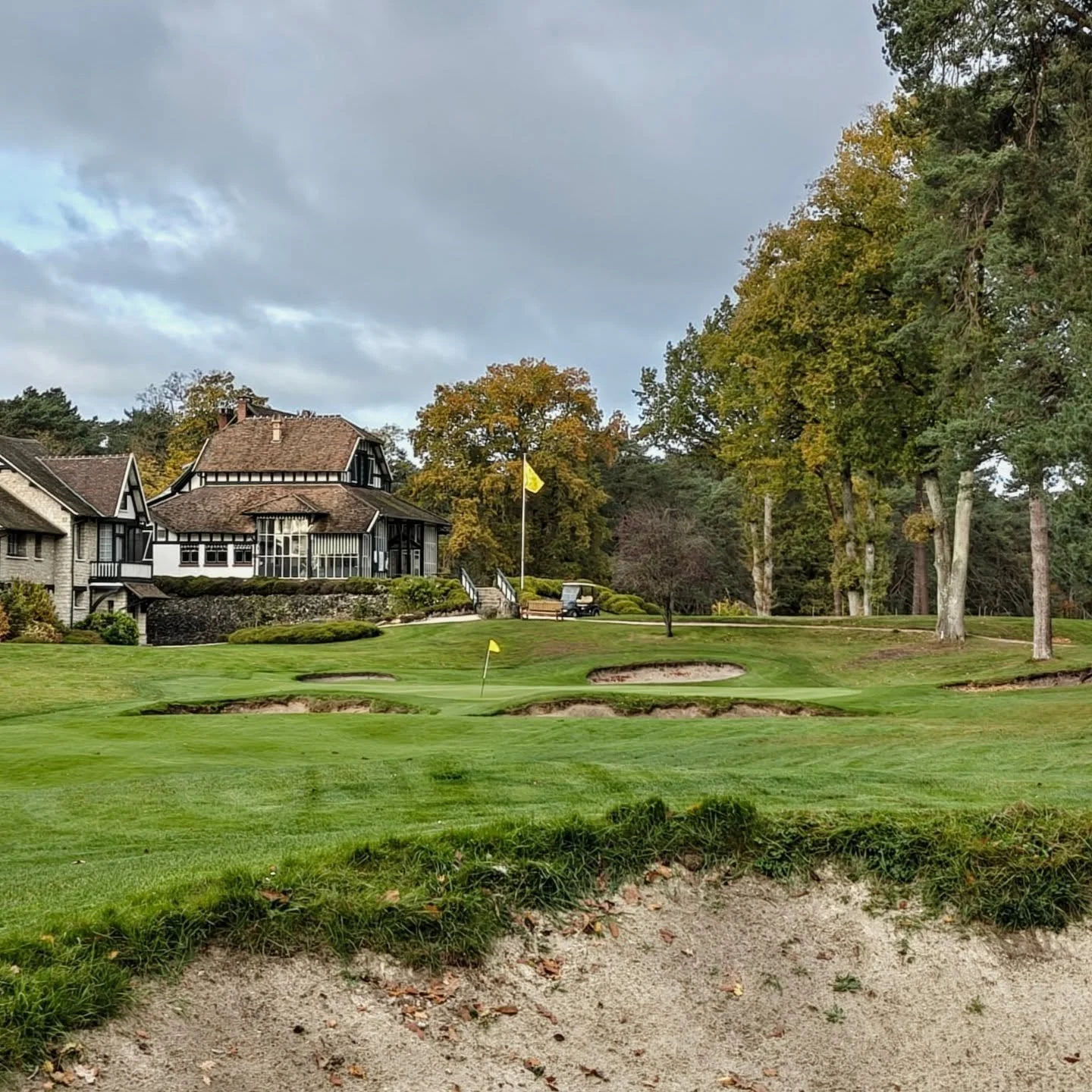 A huge storm blew through France last night leading to a few things getting damaged including my hotel window which bit the dust. This morning's course walk was done whilst the course team was in the middle of clearing up.