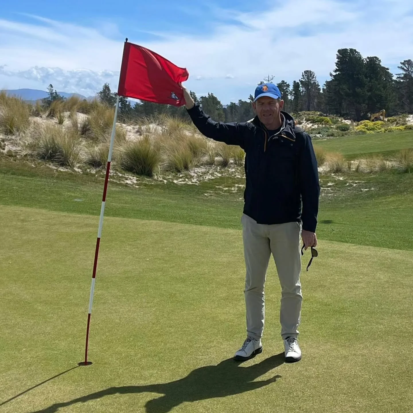 Frank on site yesterday inspecting the course with course manager Anthony Toogood ahead of its full opening on December 4th.

📷: @mike_clayton_golf