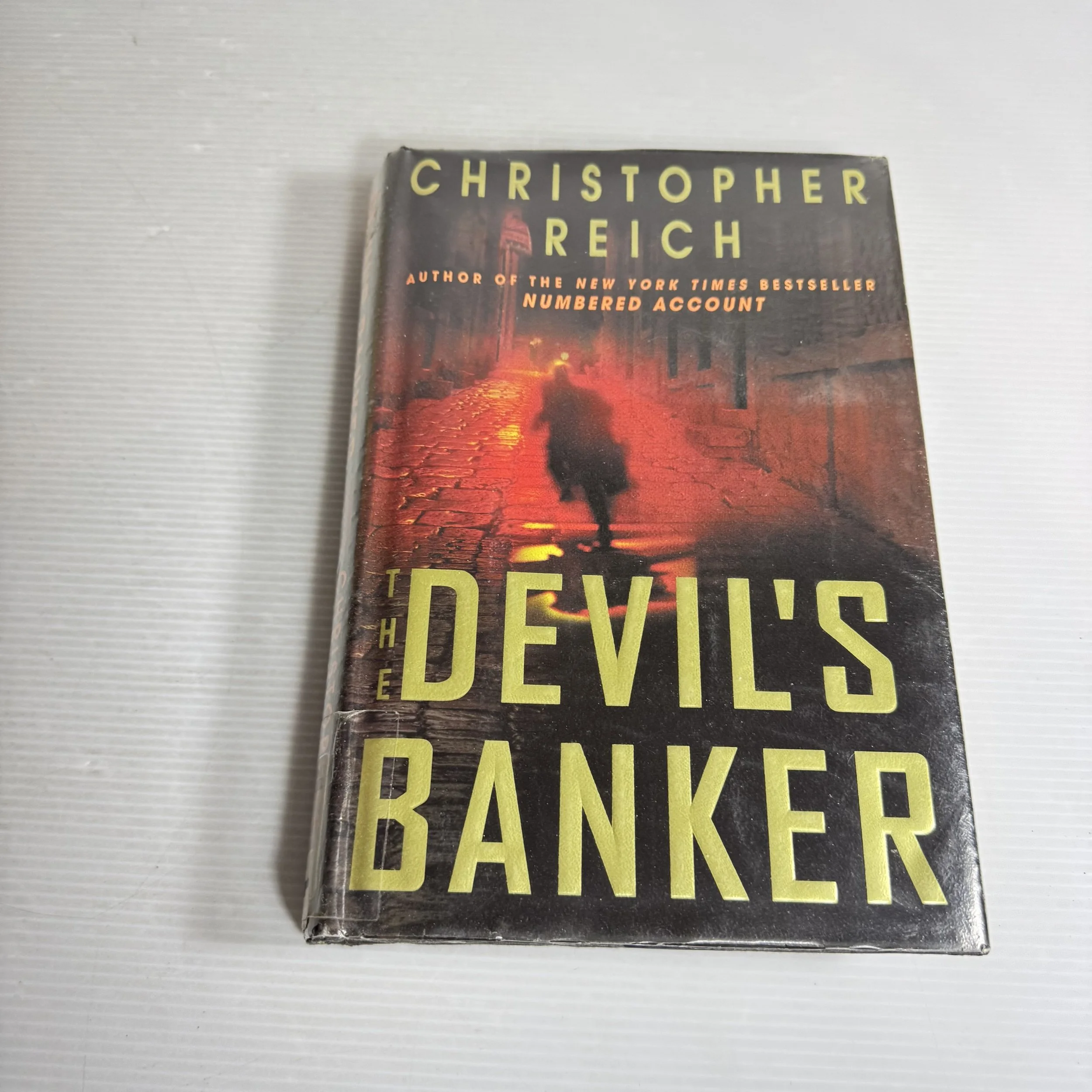 The Devil's Banker - Christopher Reich