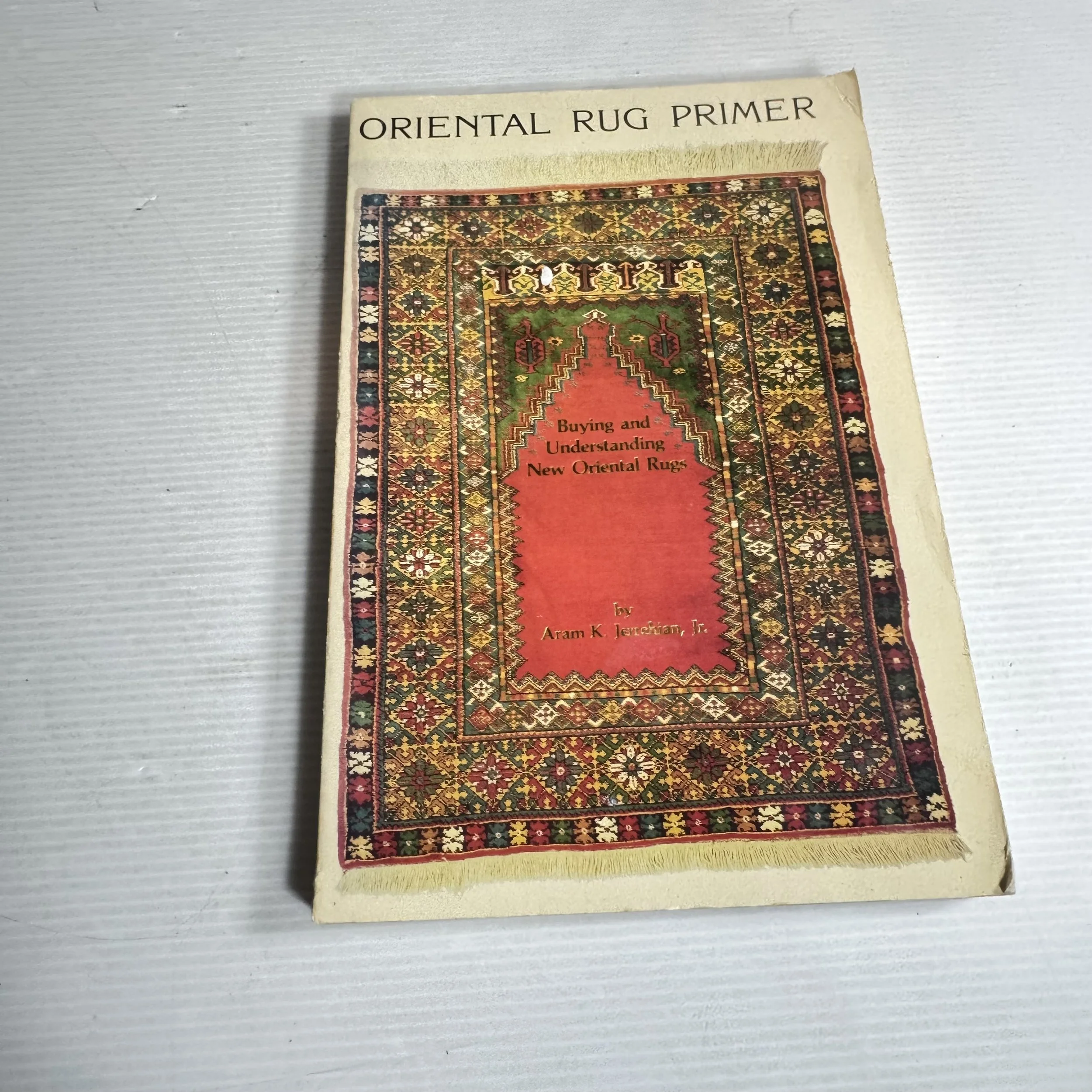Oriental Rug Primer : Buying and Understanding New Oriental Rugs - Aram K. Jerrehian, Jr.