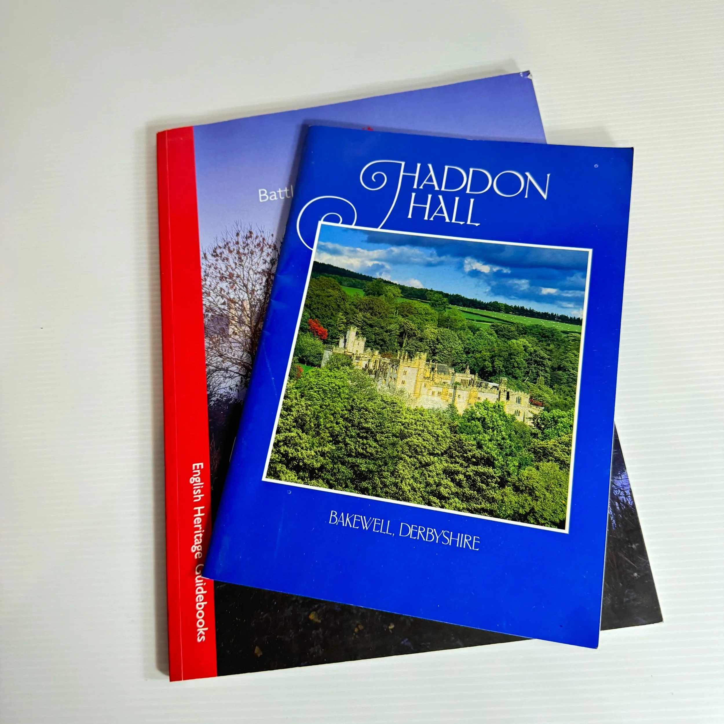 Historic Houses Book Bundle x 2 Books : Haddon Hall & Battle Abbey and Battlefield - English Heritage (725)