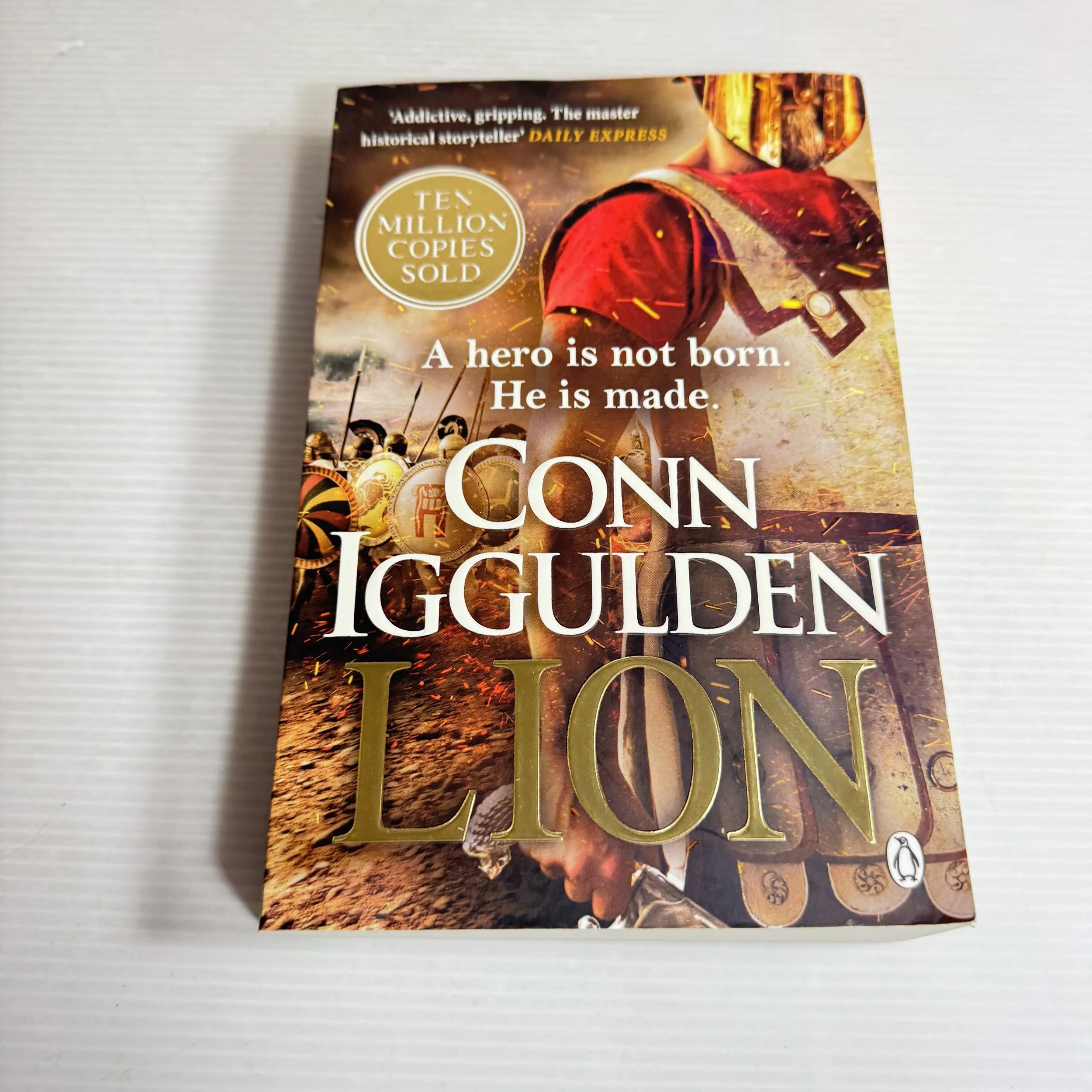 Lion : Book 1 in The Golden Age Series- Conn Iggilden