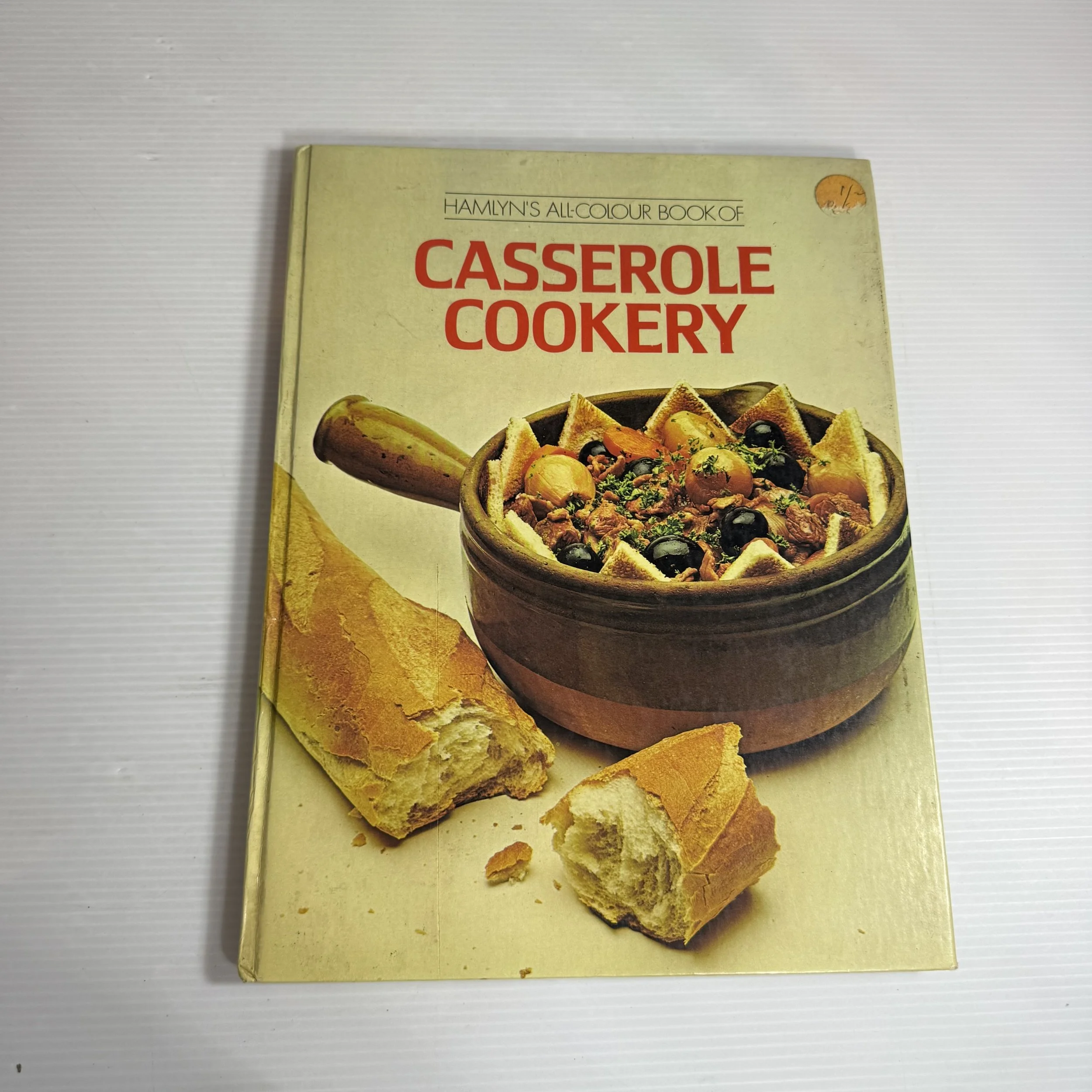 Hamlyn's All-Colour Book of Casserole Cookery (Vintage 1977)