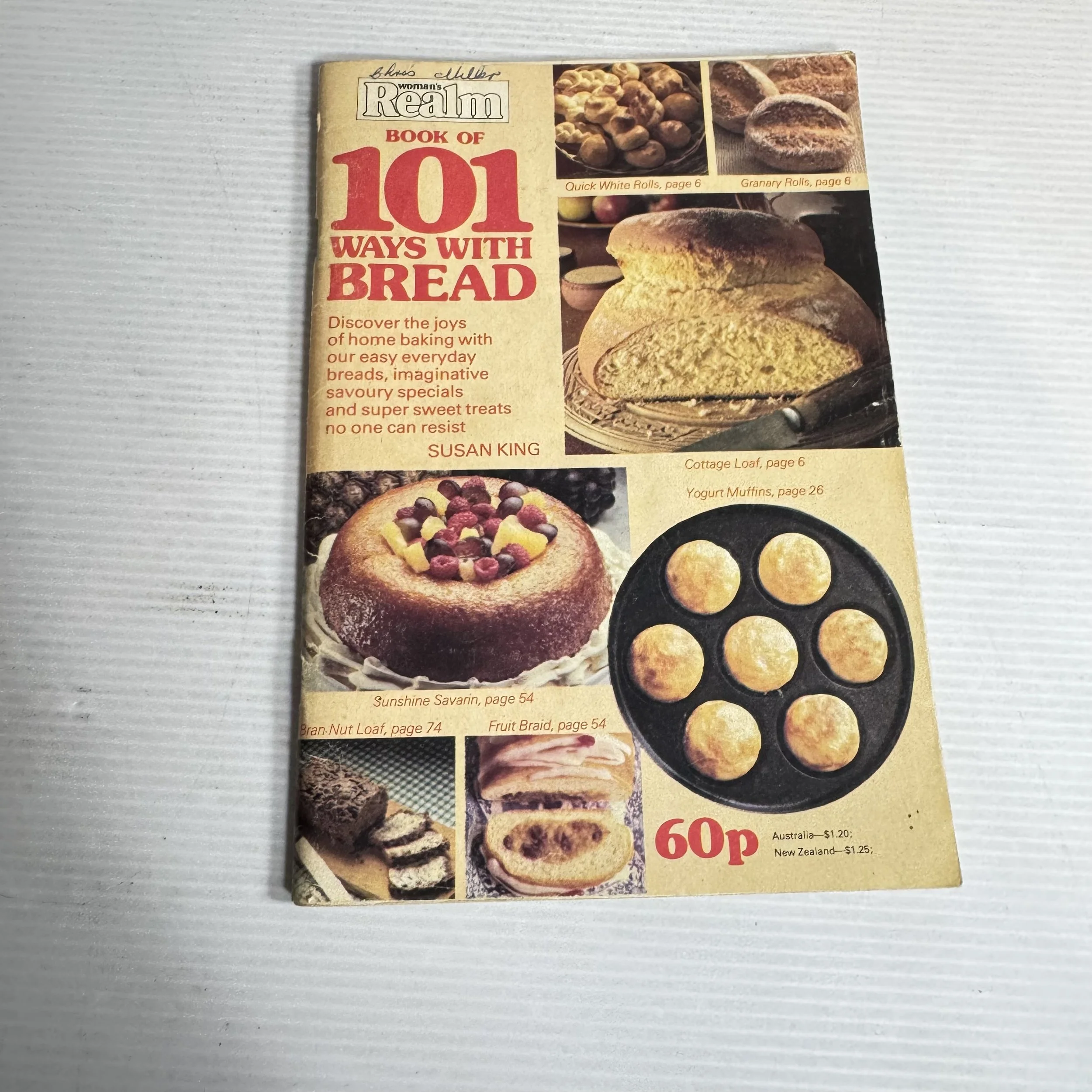 Women's Realm : Book of 101 Ways with Bread (Vintage 1966)