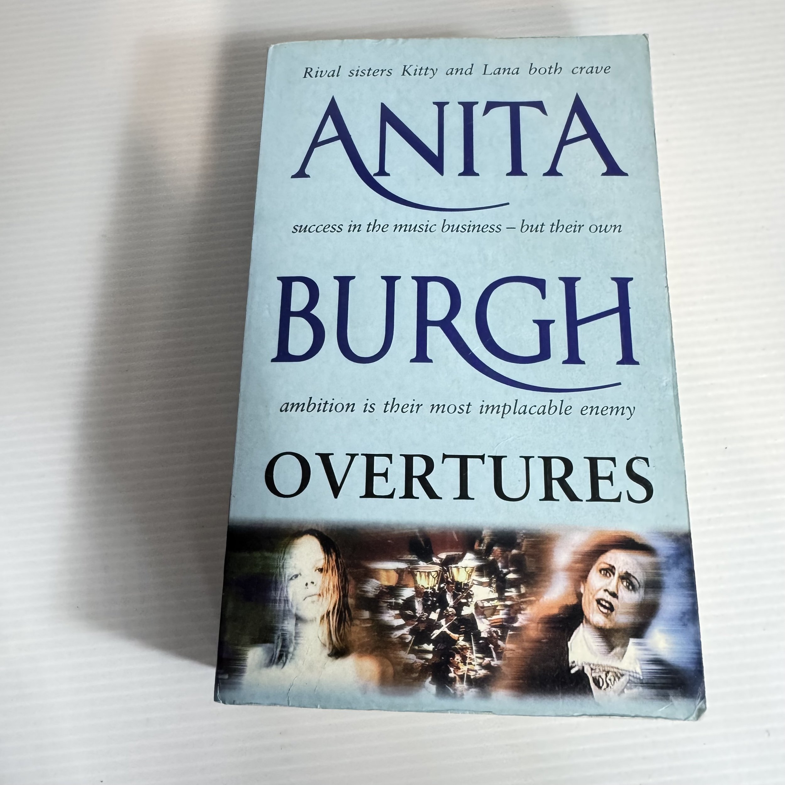 Overtures - Anita Burgh