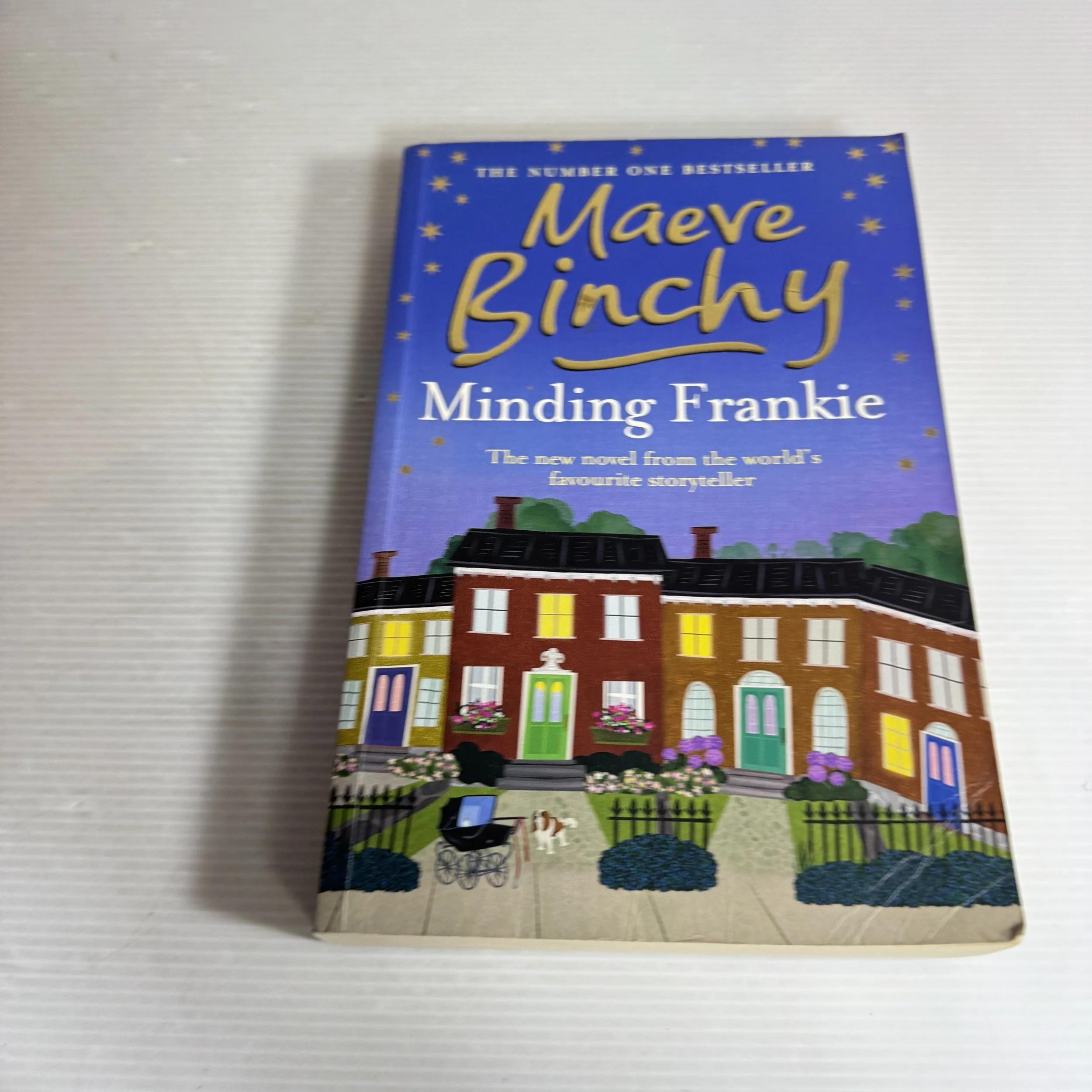 Minding Frankie - Maeve Binchy
