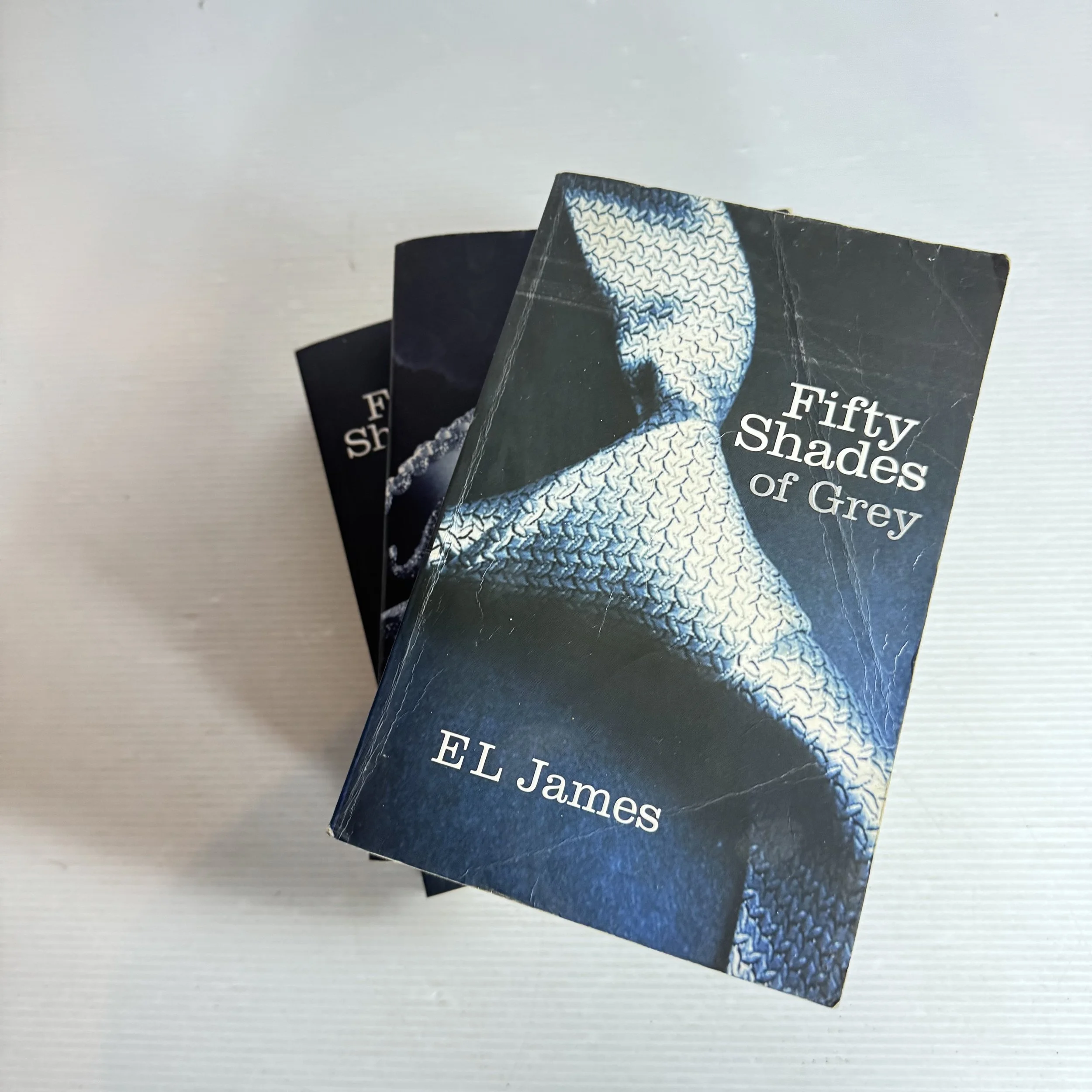 Fifty Shades Of Grey Book Bundle x3 (434) Grey/Darker/Freed
