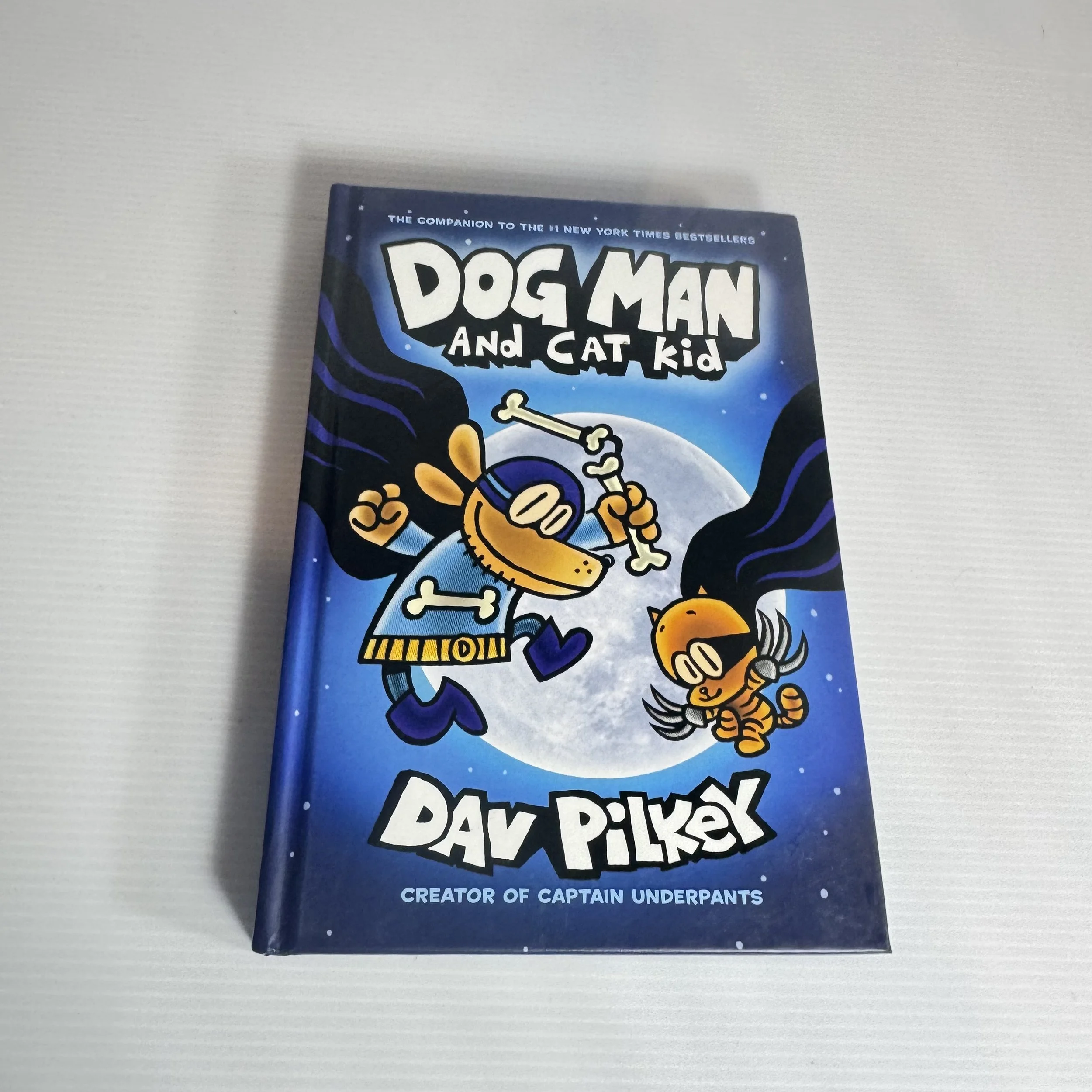 Dog Man and Cat Kid : Graphic Novel - Dav Pilkey