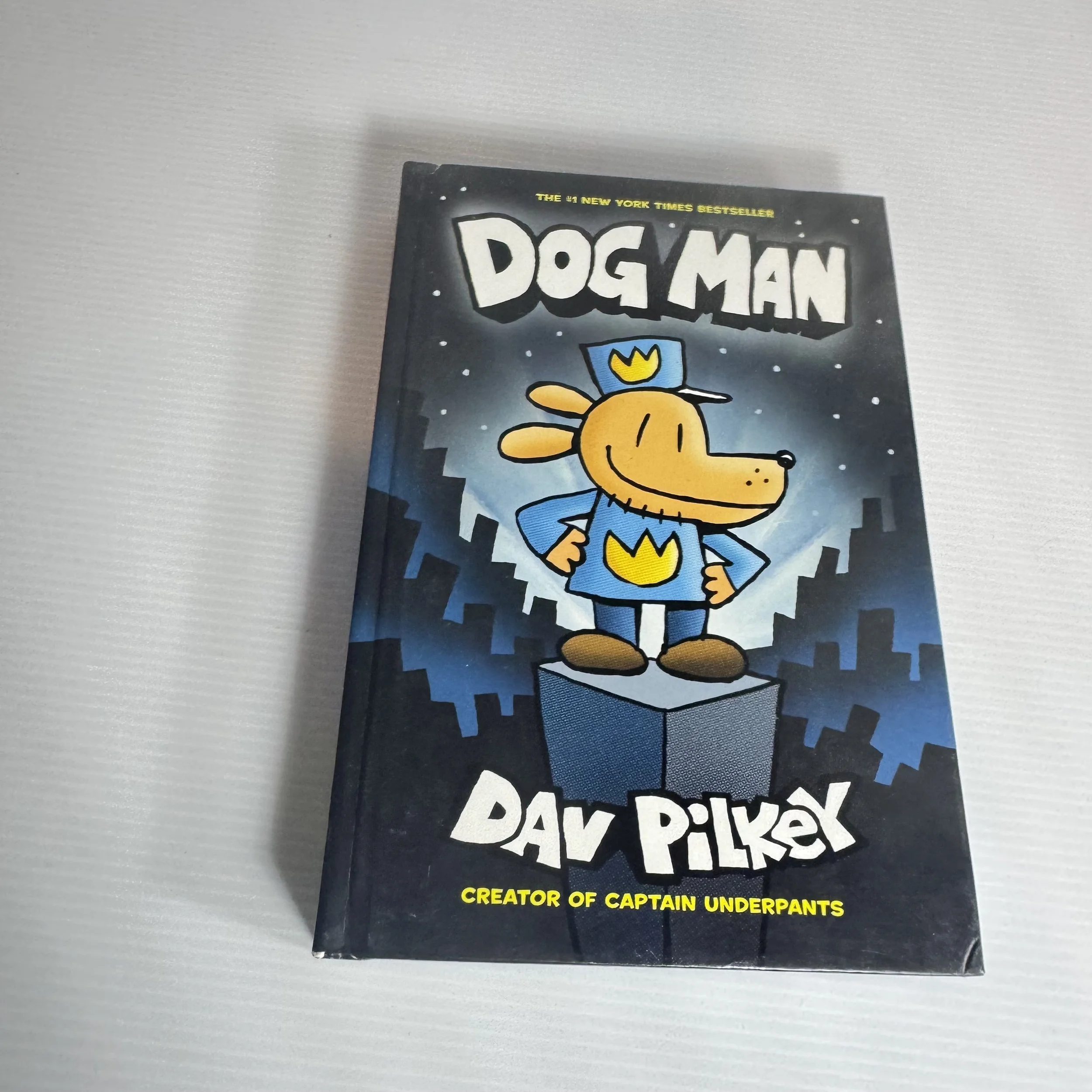 Dog Man : Graphic Novel - Dav Pilkey