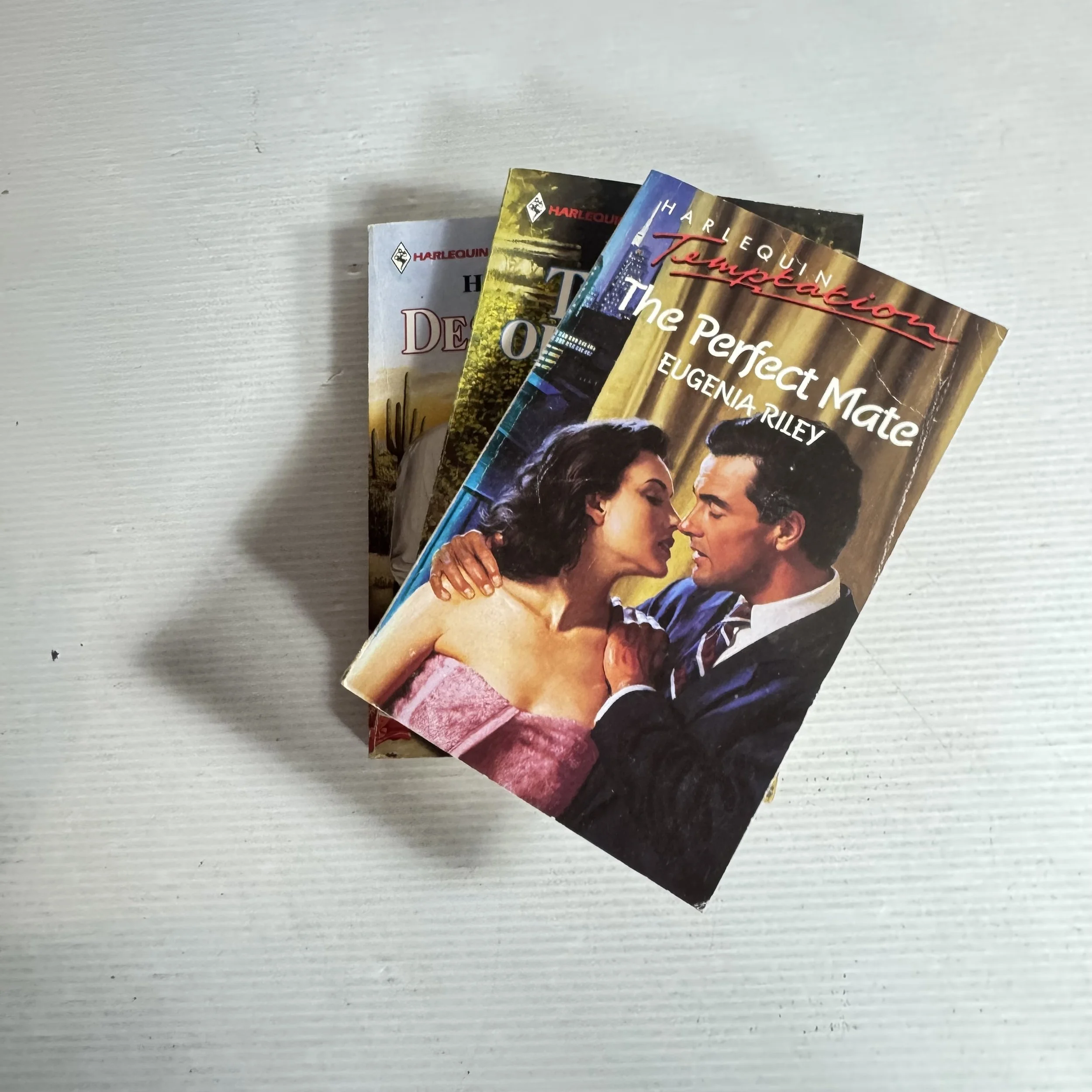Harlequin Romance Book Bundle x3 (210)