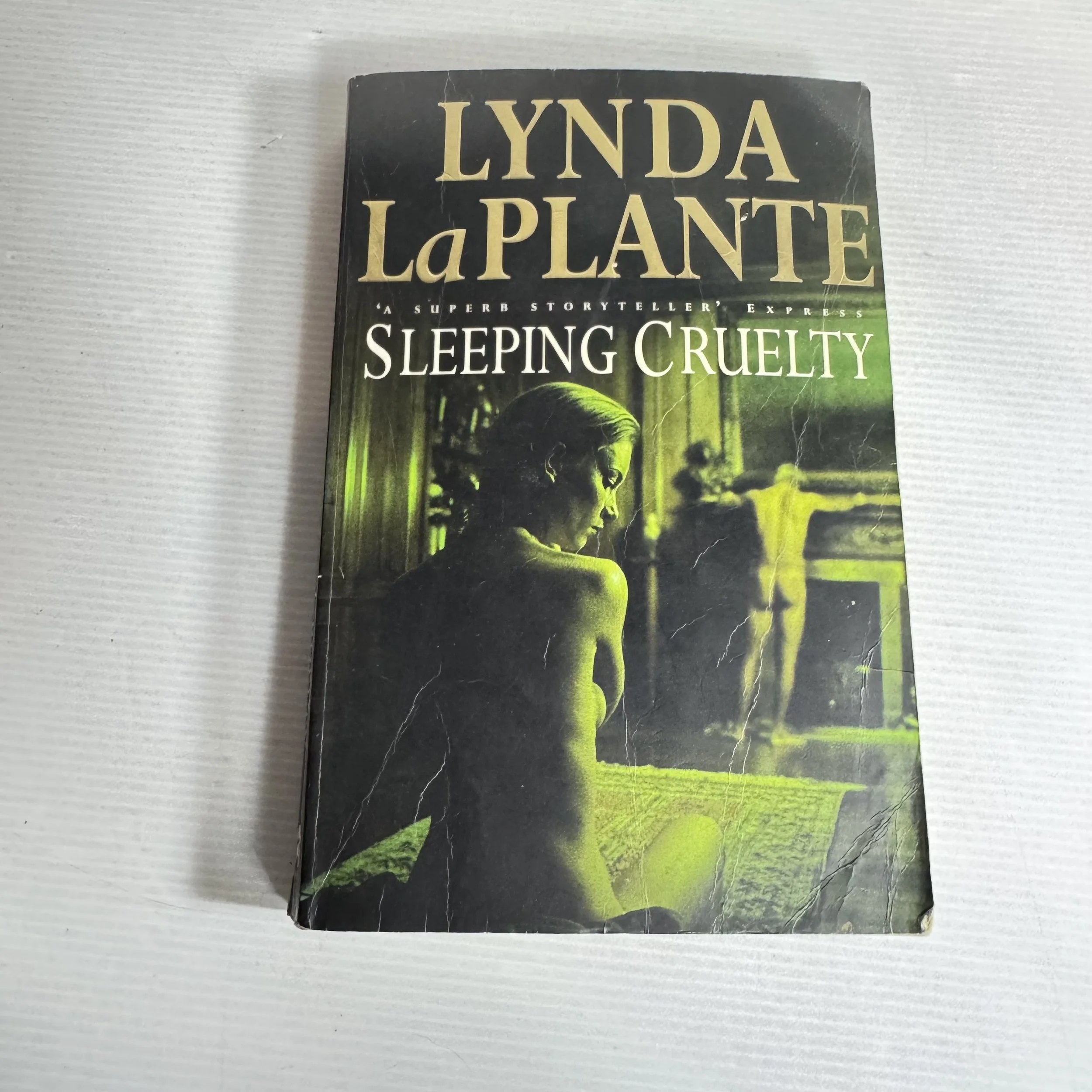 Sleeping Cruelty - Lynda La Plante
