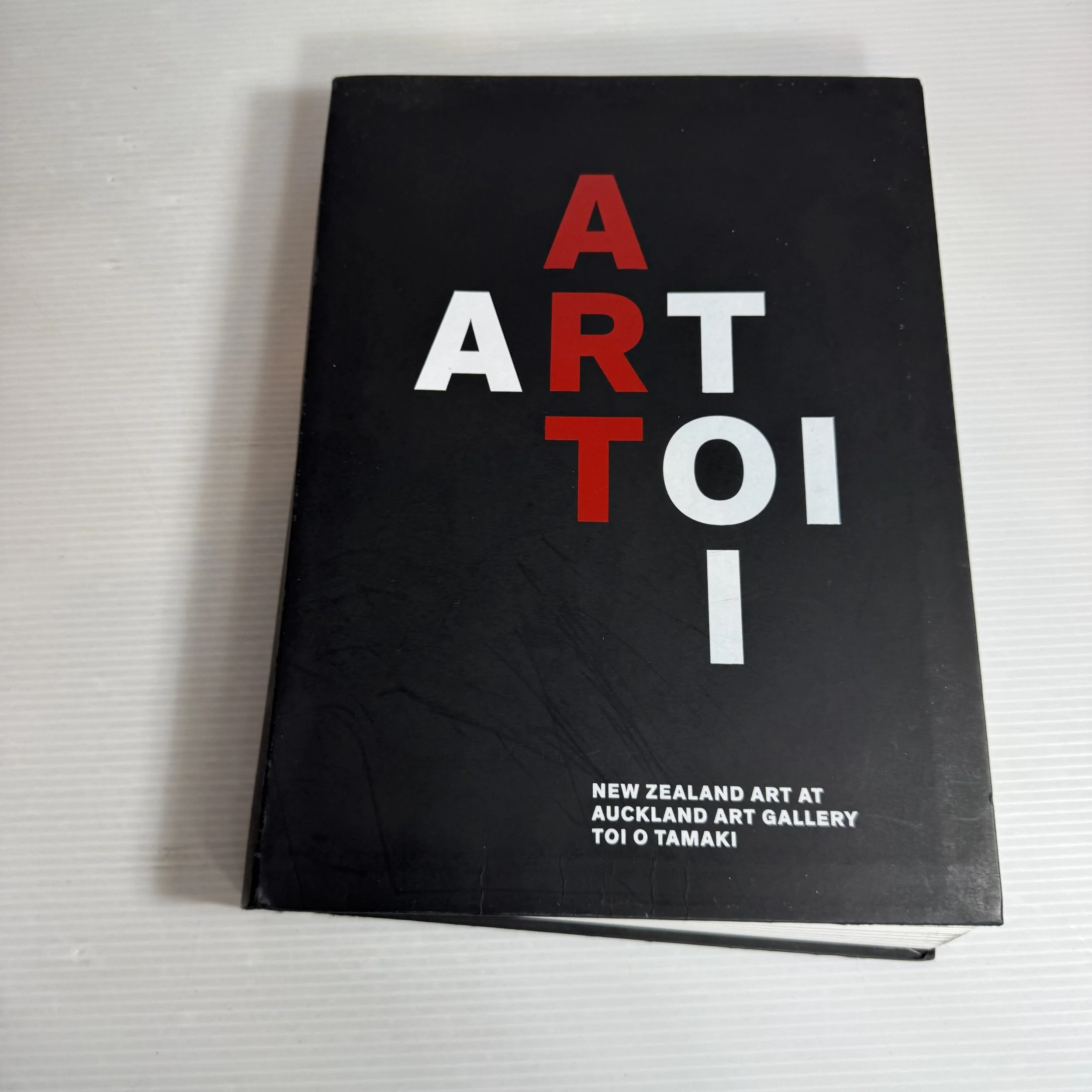 Art Toi : New Zealand Art at Auckland Art Gallery Toi o Tamaki (2011)