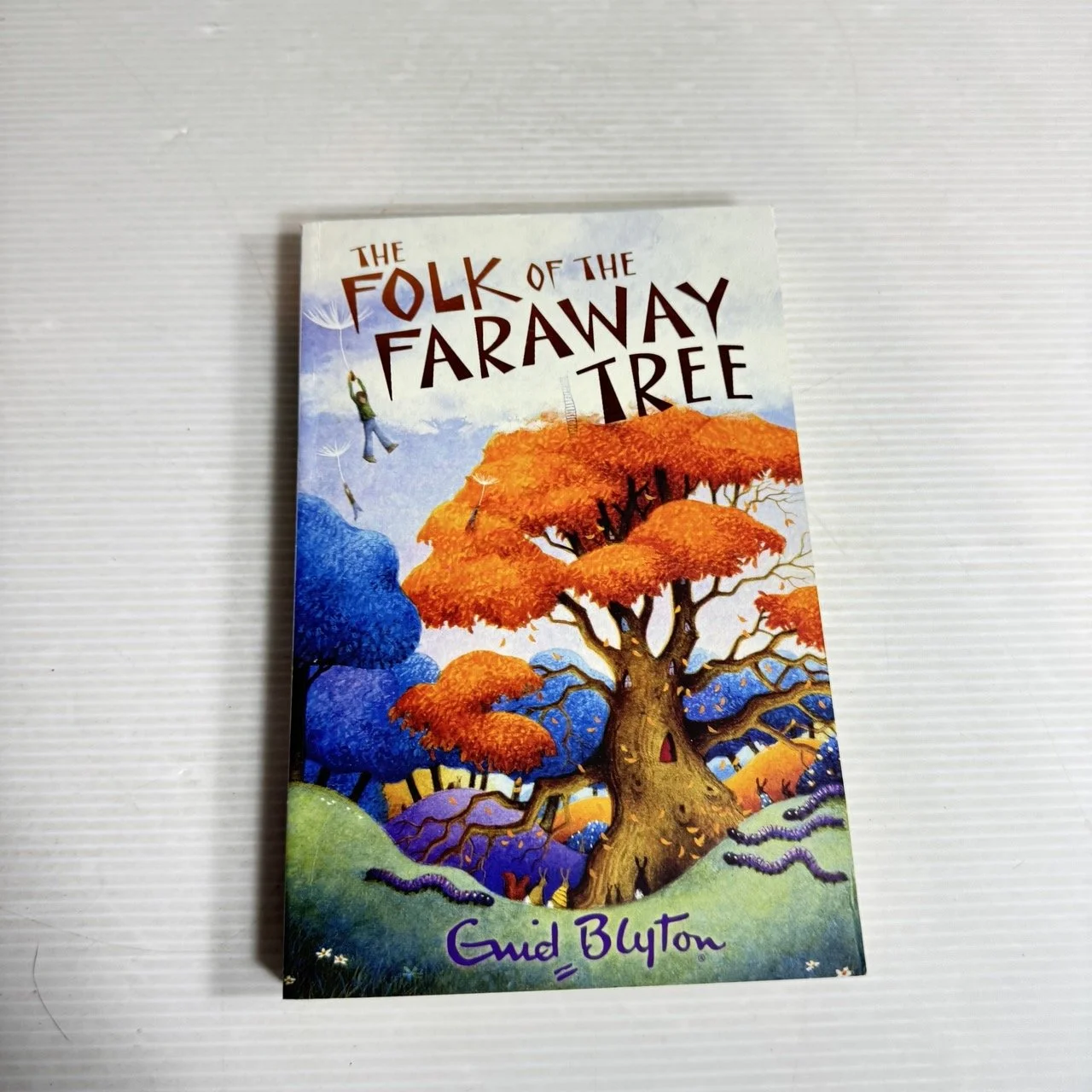 The Folk Of The Faraway Tree -Enid Blyton