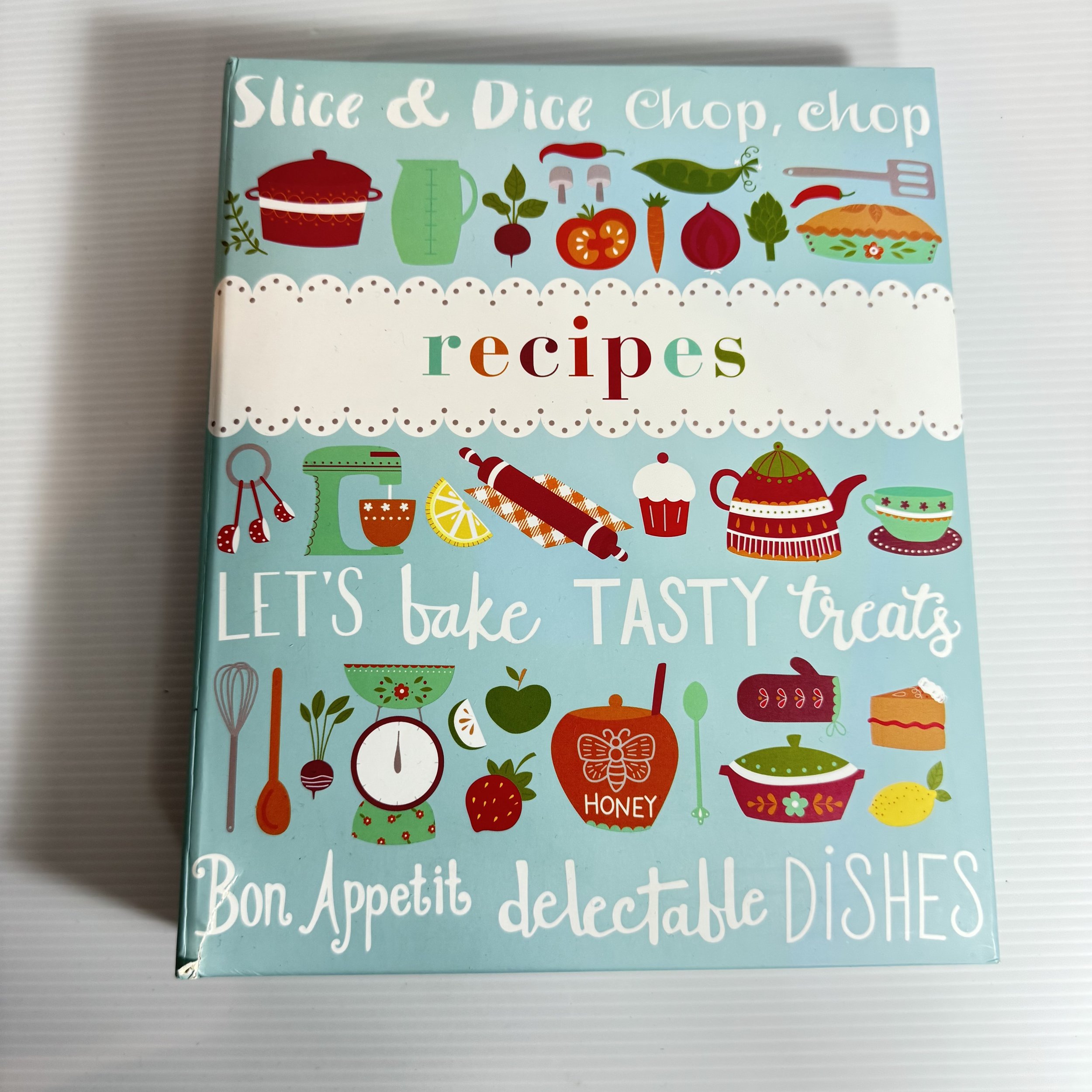 Retro Kitchen Recipe Folder
