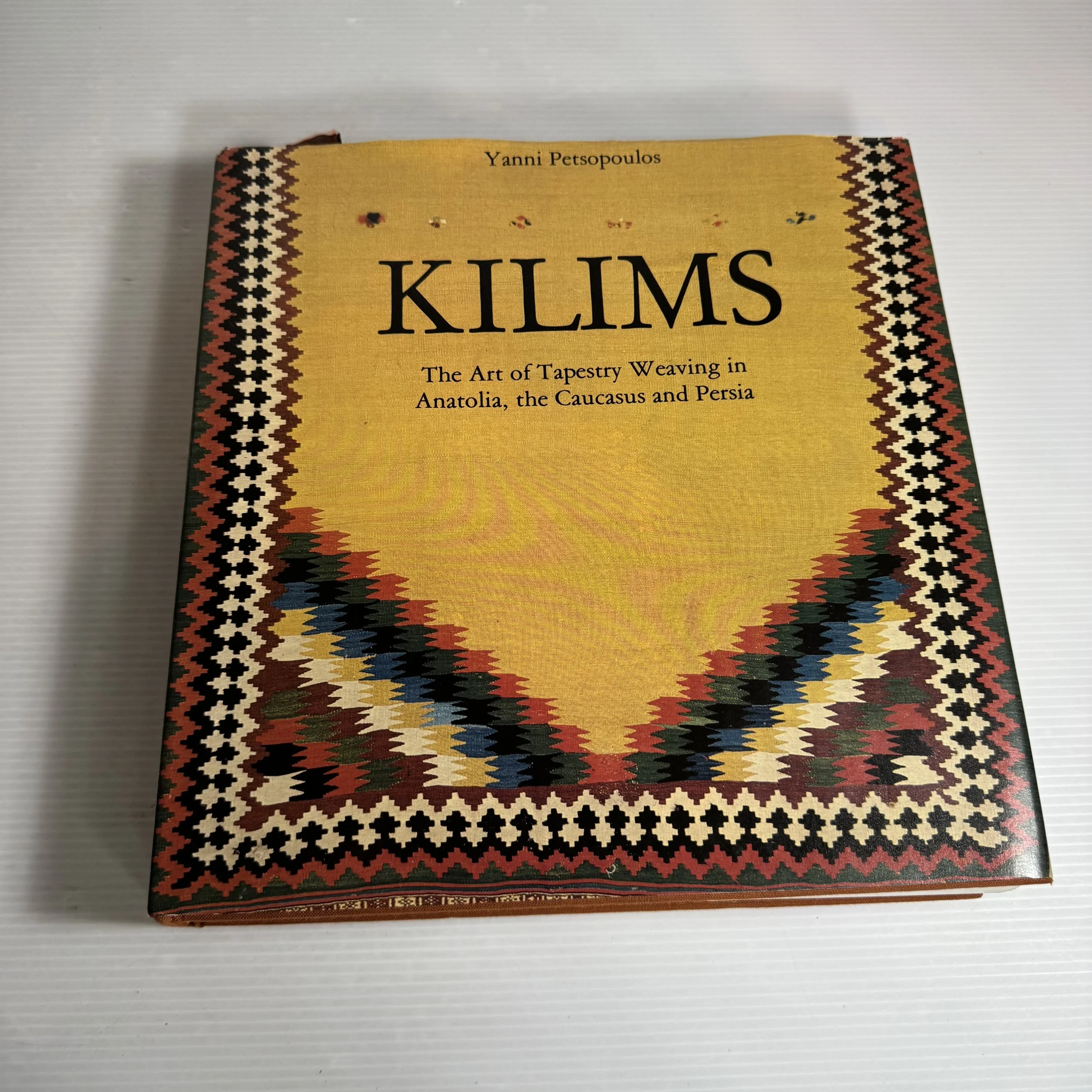 Kilims : The Art of Tapestry Weaving in Anatolia, the Caucasus and Persia - Yanni Petsopoulos