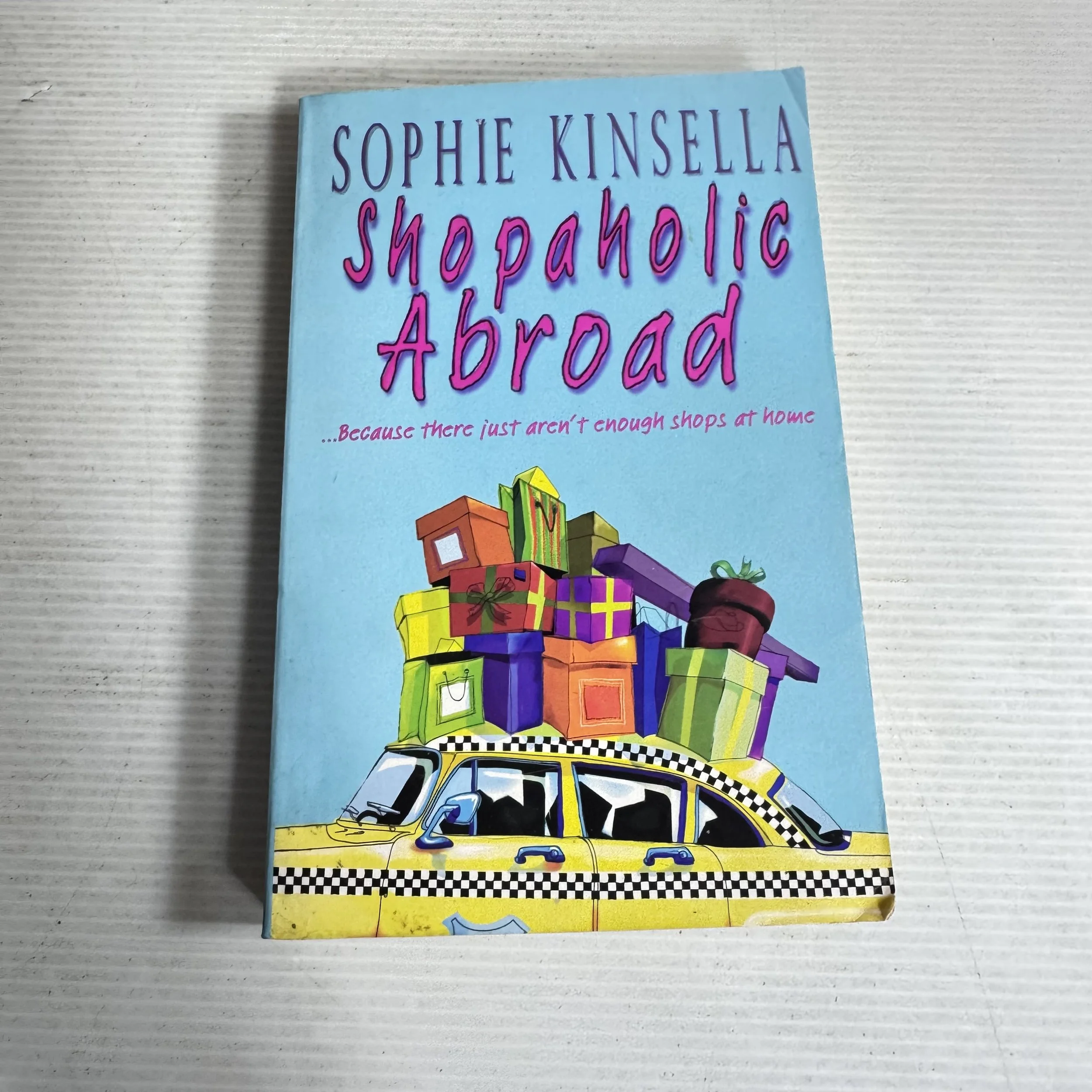 Shopaholic Abroad - Sophie Kinsella