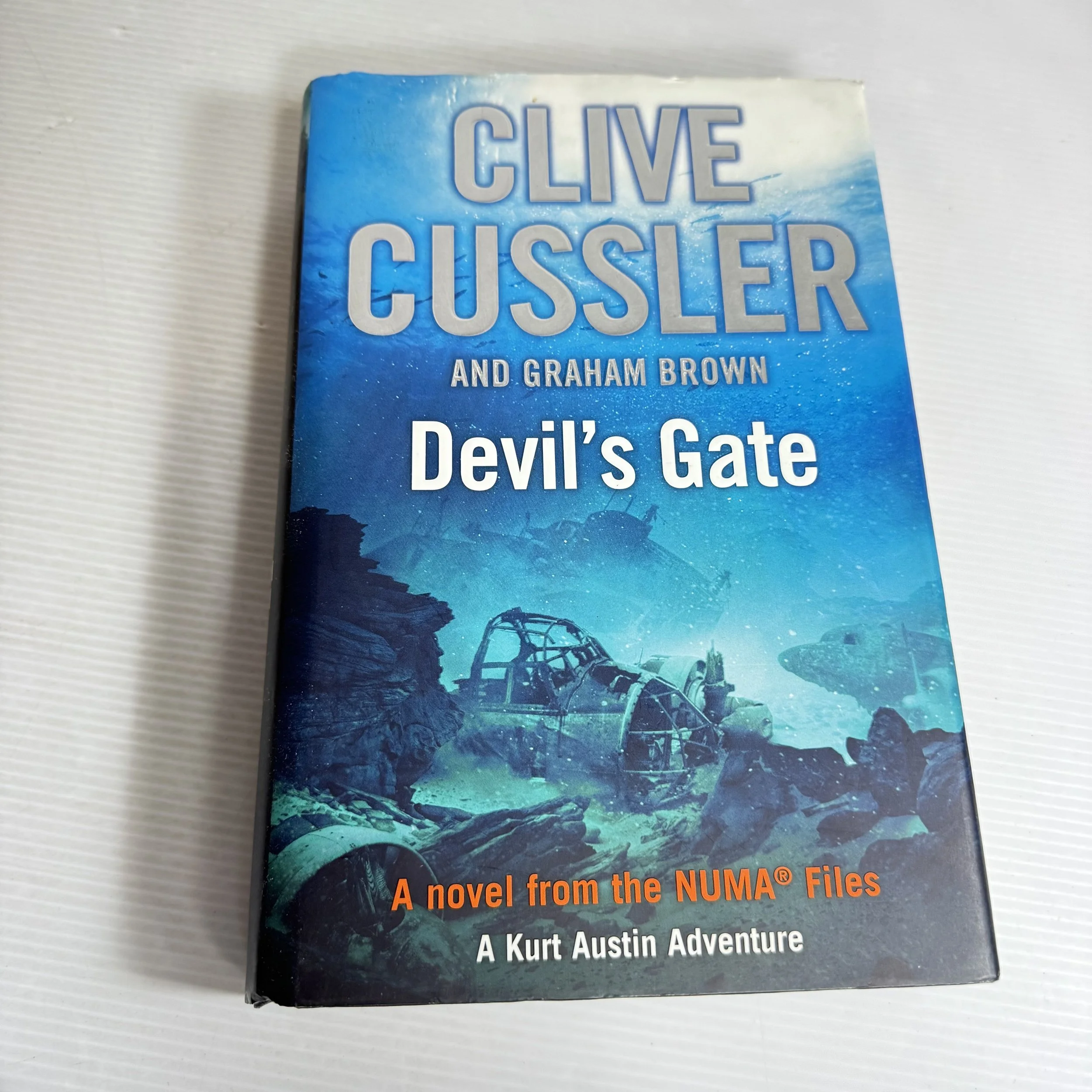 Devil's Gate - Clive Cussler and Graham Brown