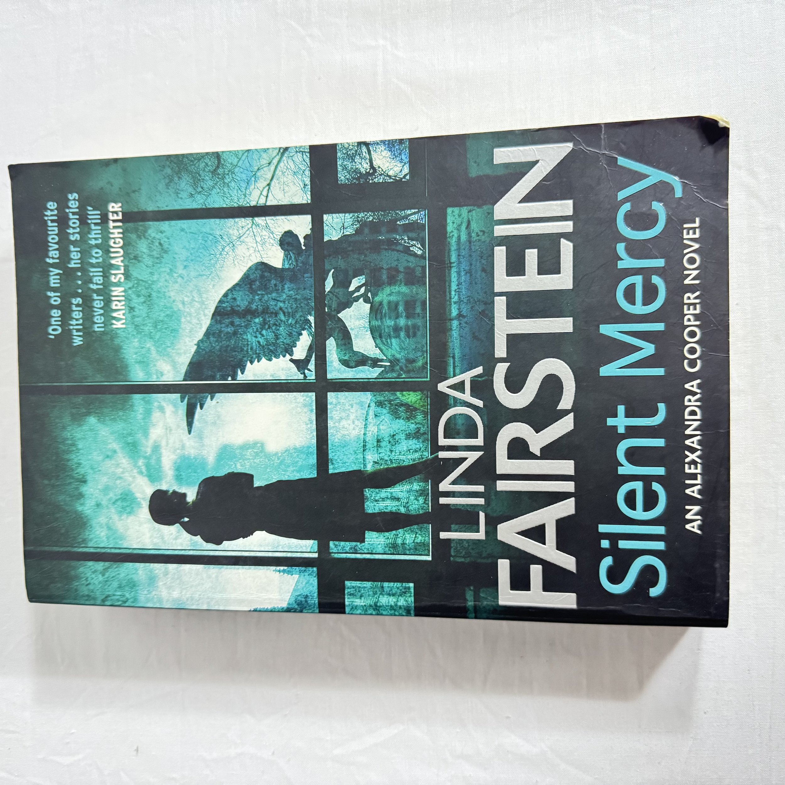 Silent Mercy - Linda Fairstein