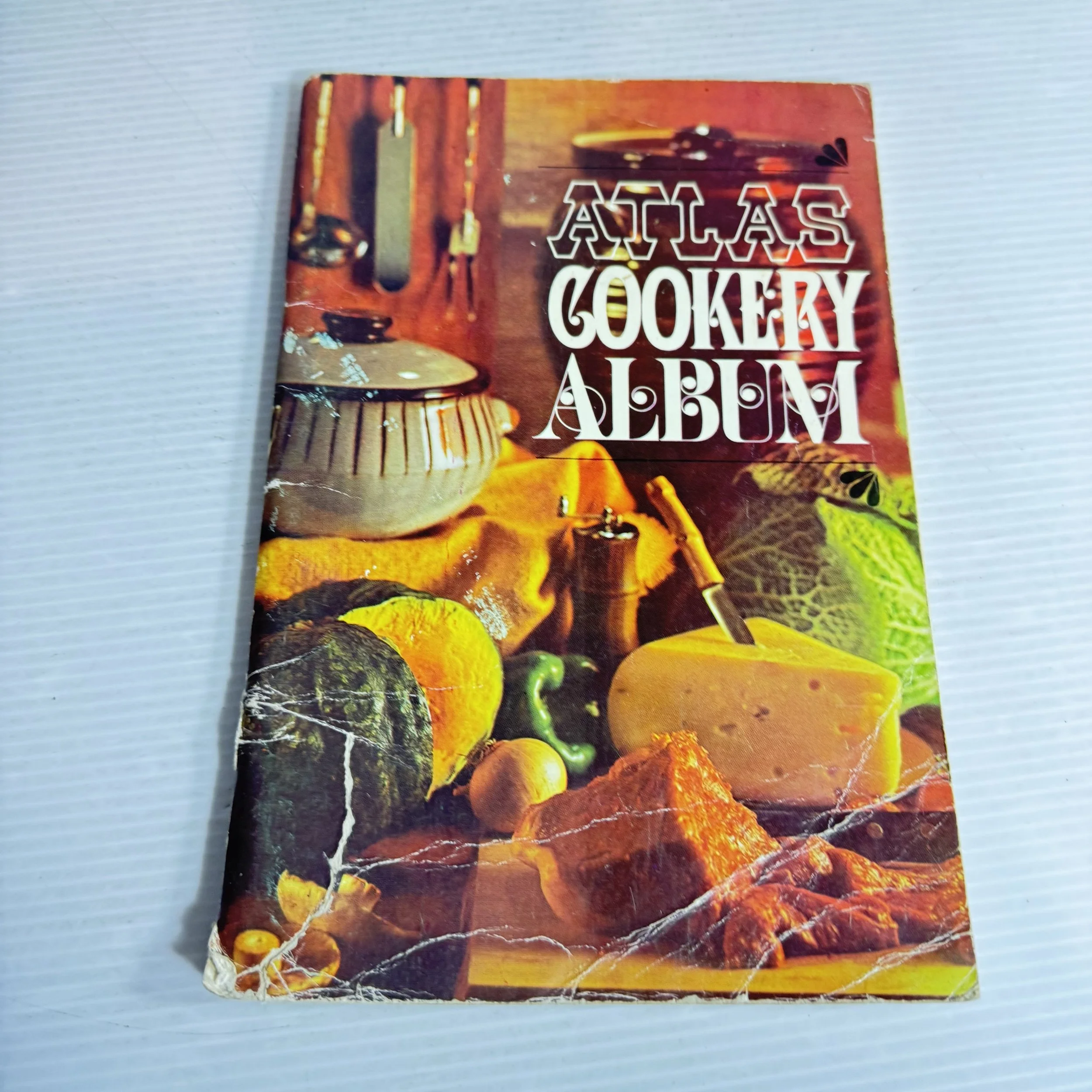 Atlas Cooking Album : Fourteenth Edition 1969 (Vintage)